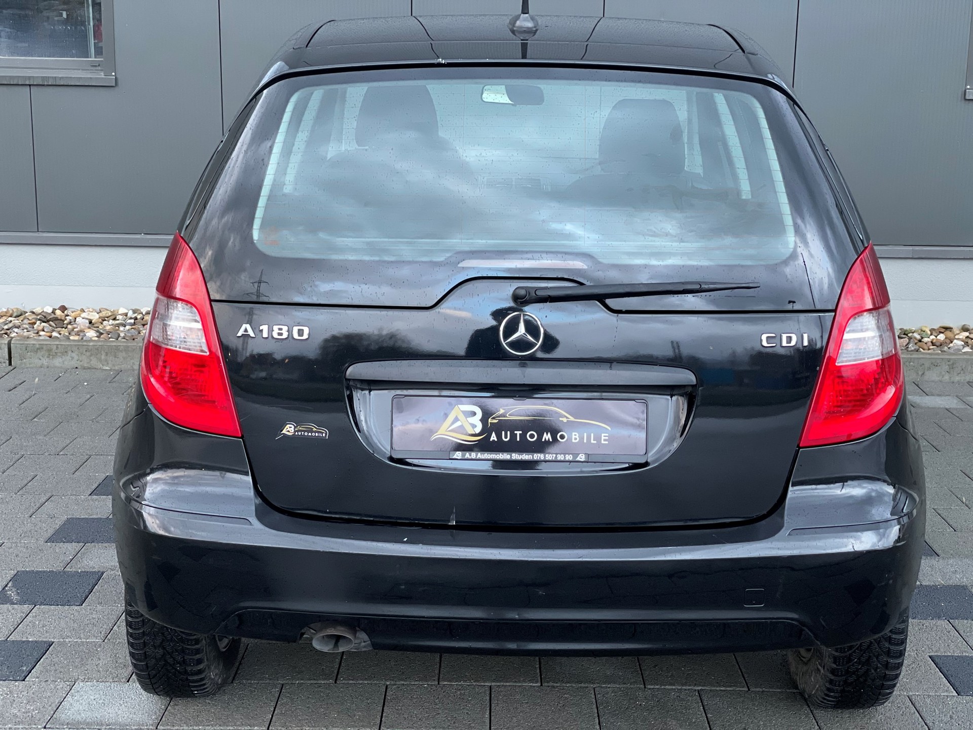 MERCEDES-BENZ A 180 CDI Avantgarde Autotronic-image-10