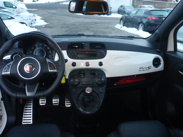 FIAT 500C 1.4 16V Turbo Abarth-image-5