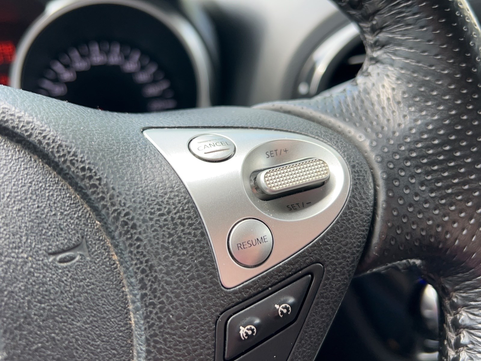 NISSAN Juke 1.5 dCi tekna-image-19