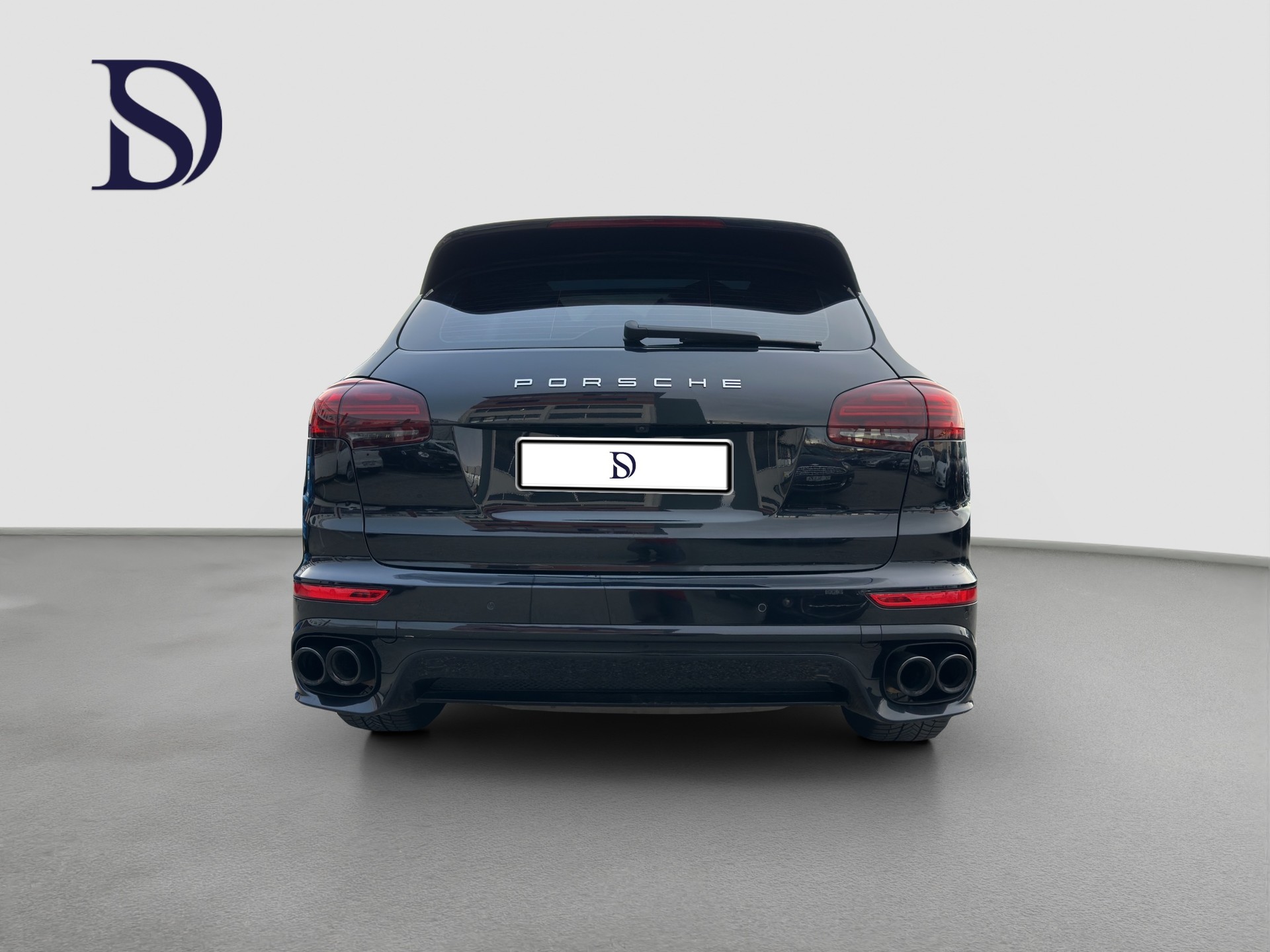 PORSCHE Cayenne GTS-showroom-element-3