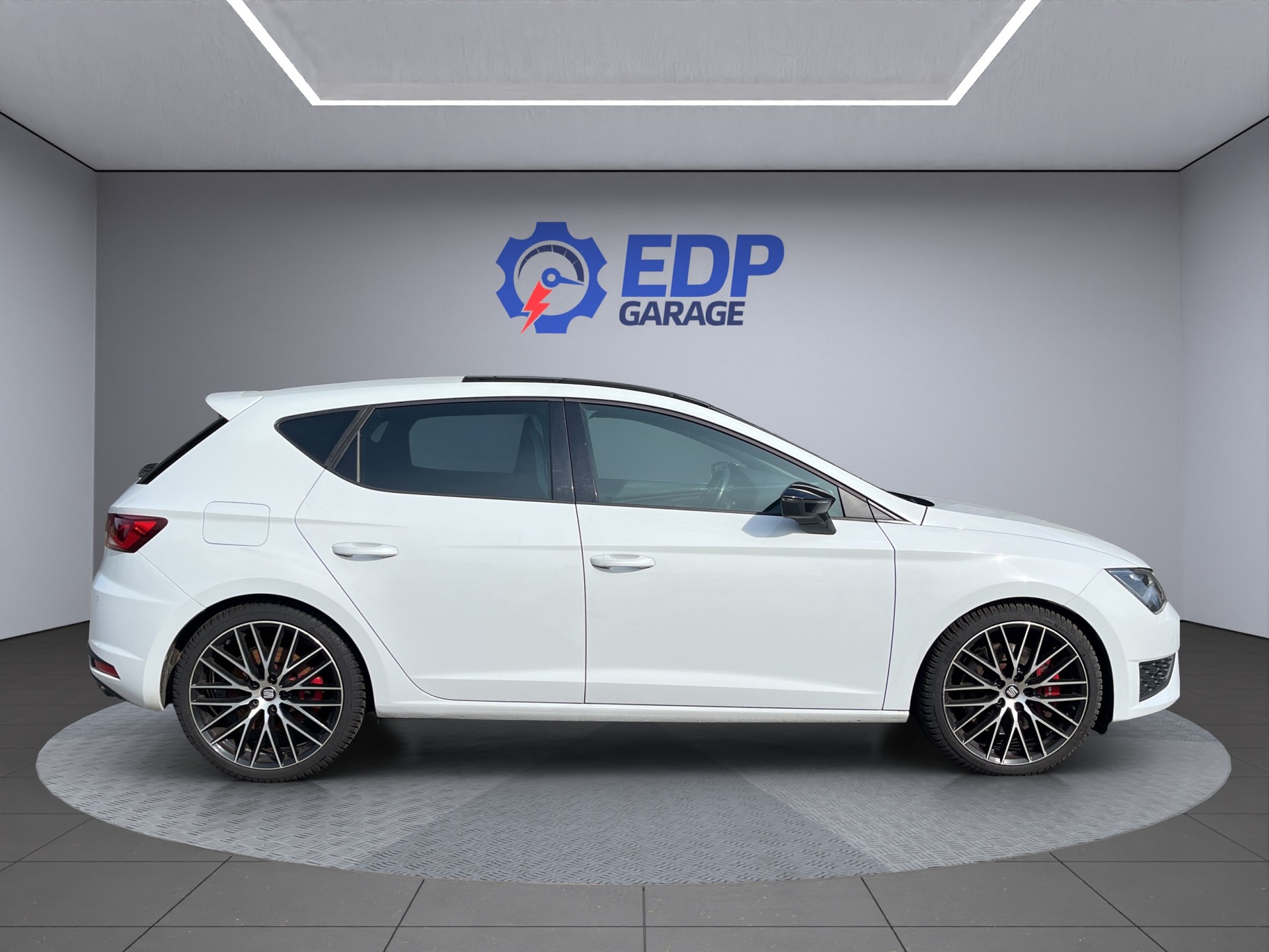 SEAT Leon 2.0 TSI Cupra 290 DSG-image-4