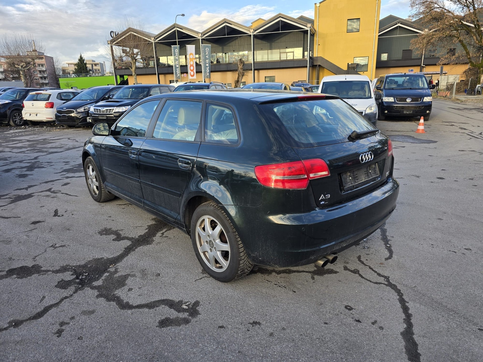 AUDI A3 Sportback 1.8 TFSI Attraction quattro-image-4