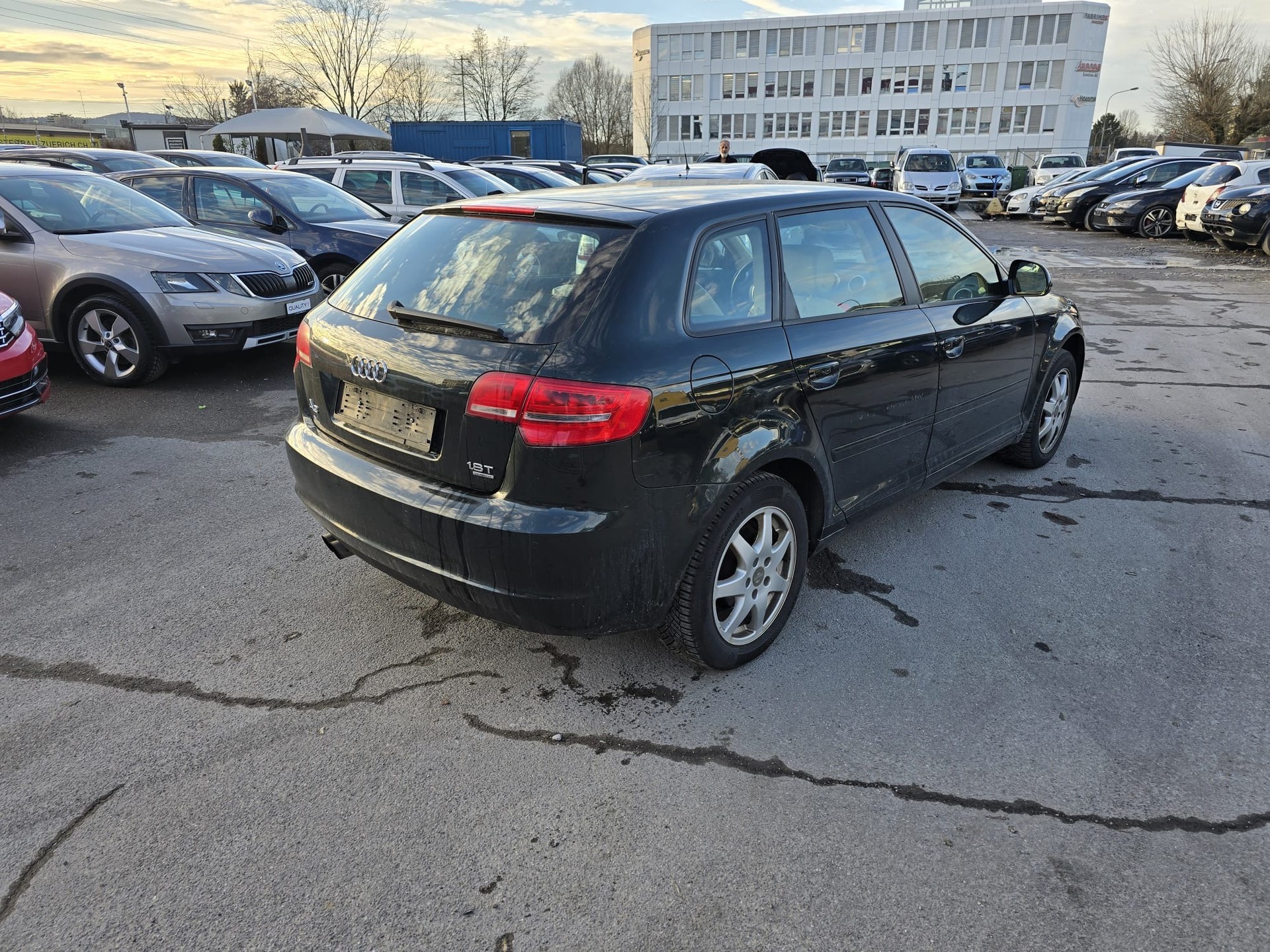 AUDI A3 Sportback 1.8 TFSI Attraction quattro-image-6