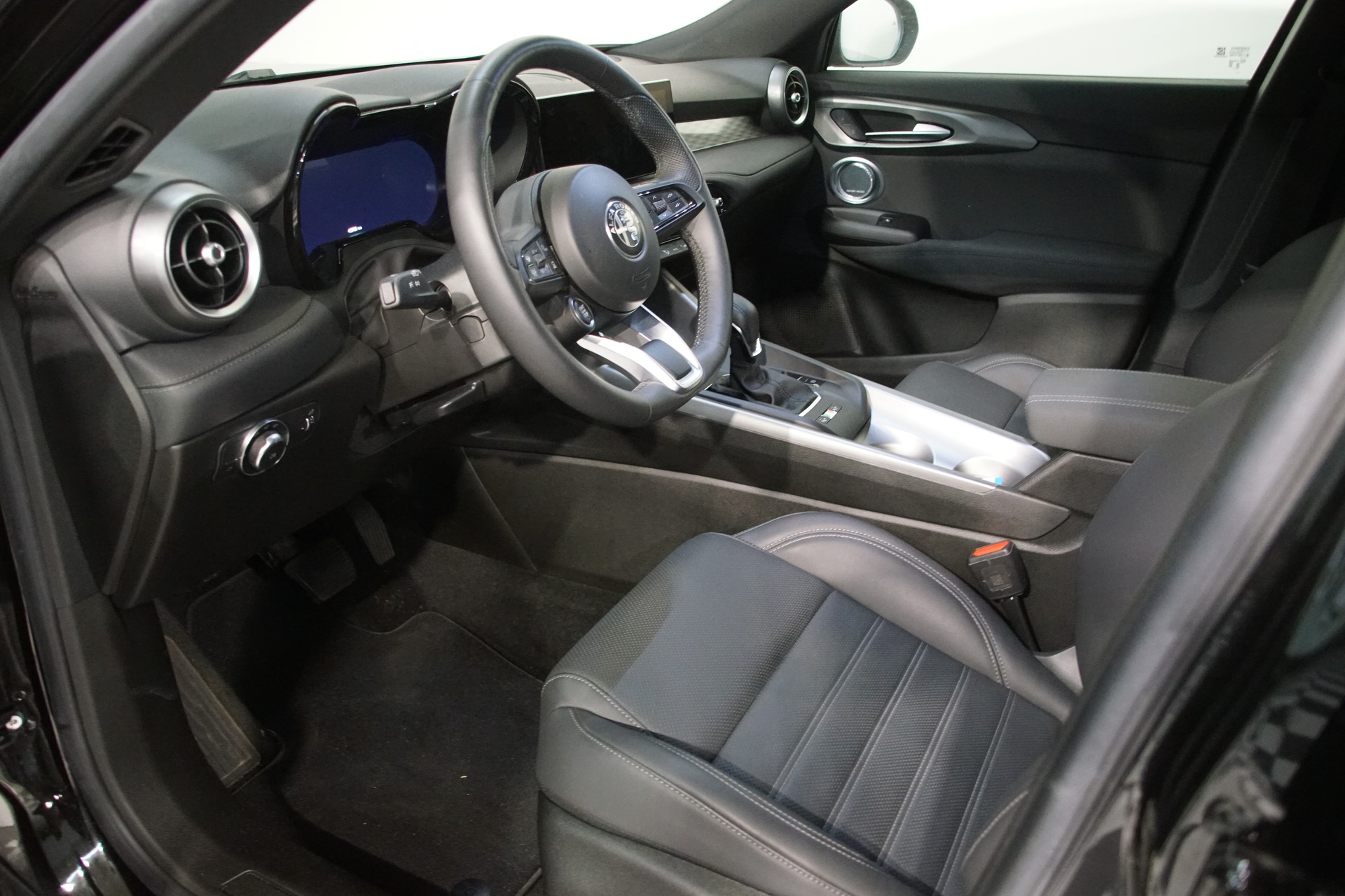 ALFA ROMEO Tonale 1.5 48V Hybrid Ti Edition **swiss**-image-8