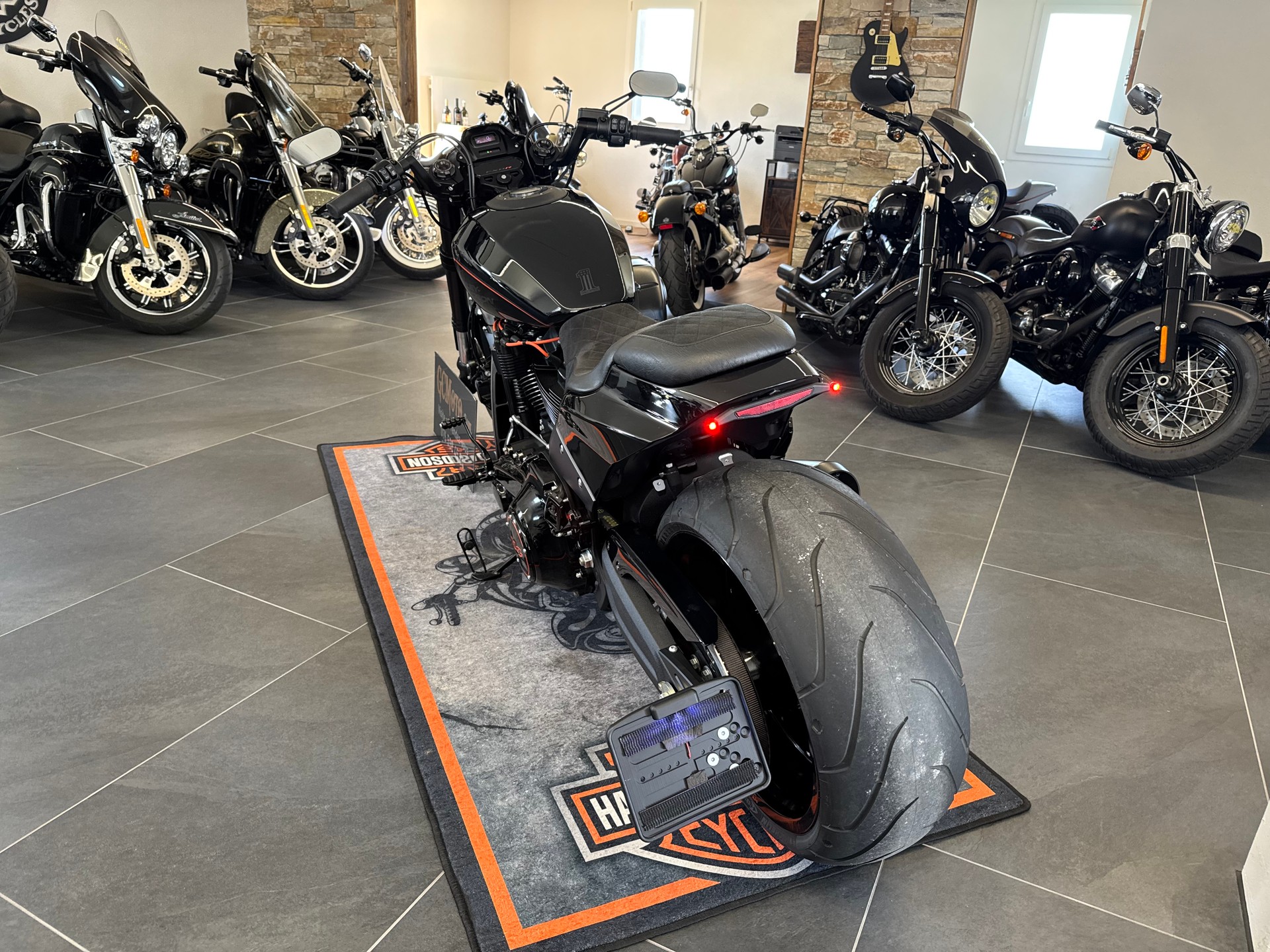 HARLEY-DAVIDSON FXDRS 114 ABS-image-8