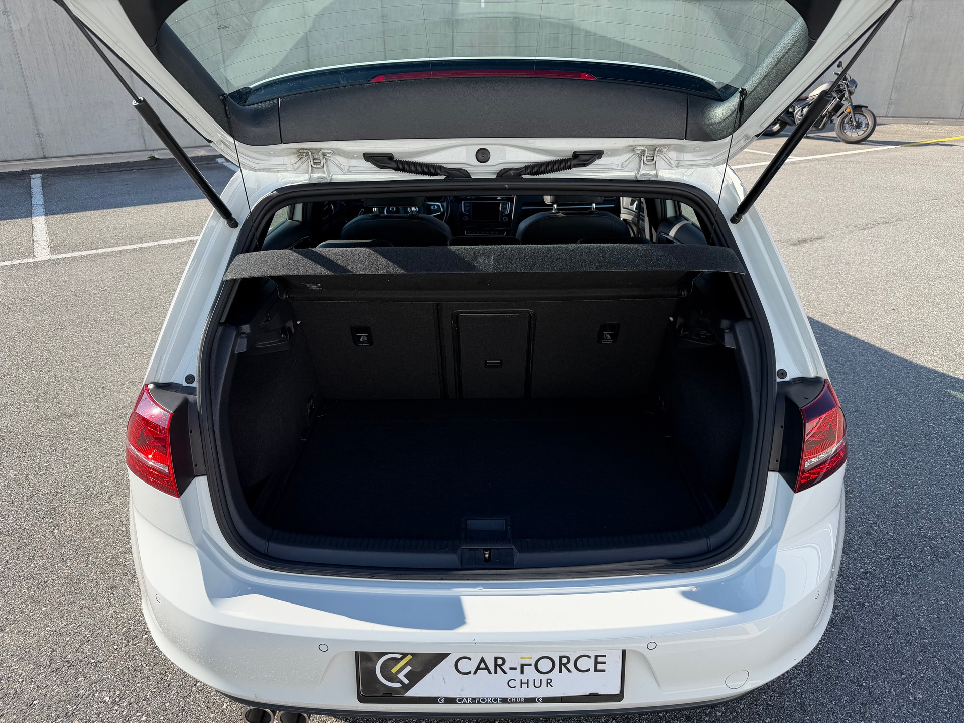VW Golf 2.0 TDI GTD DSG-image-16