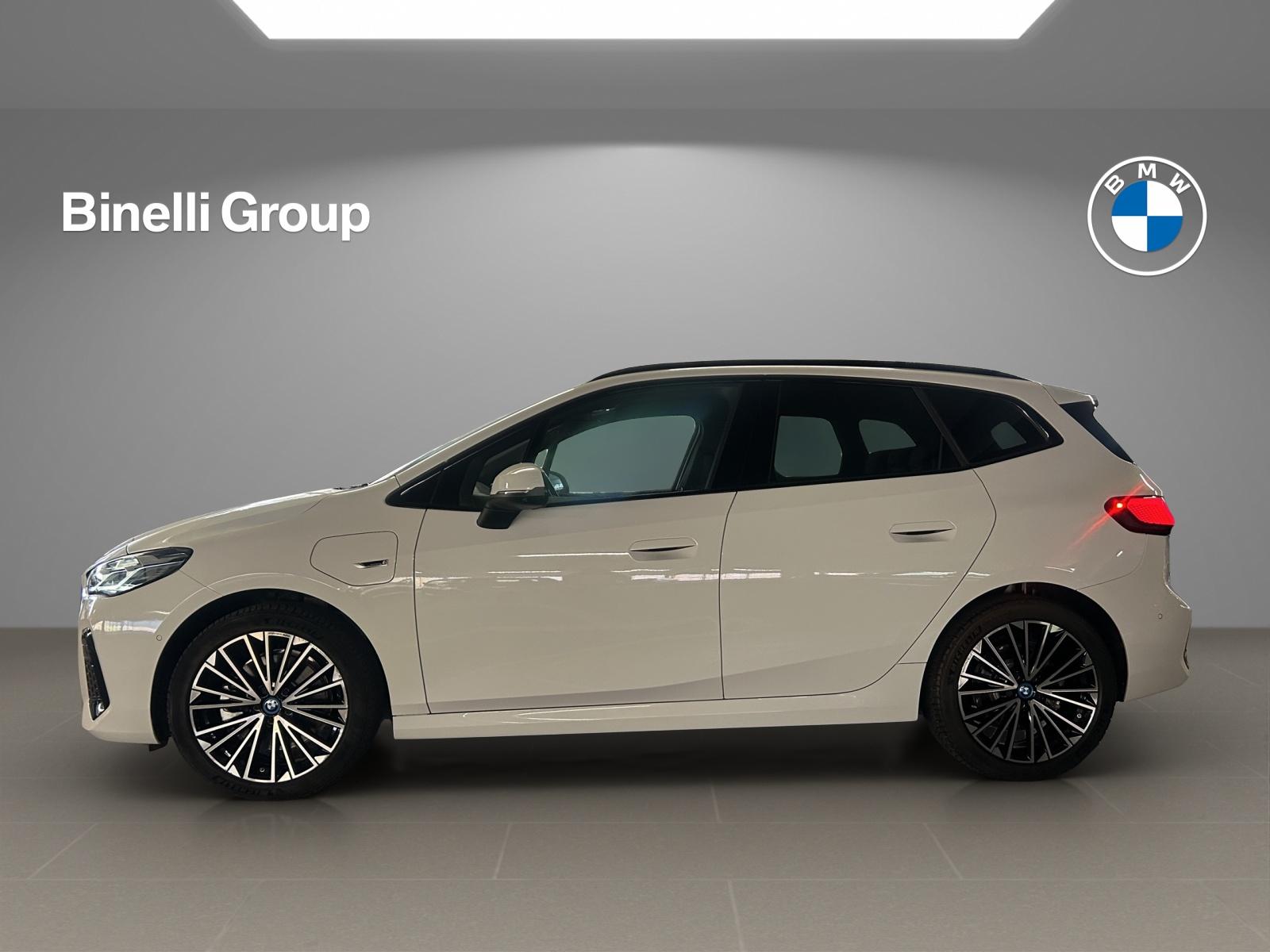 BMW 230e xDrive paddles Active Tourer-showroom-element-1