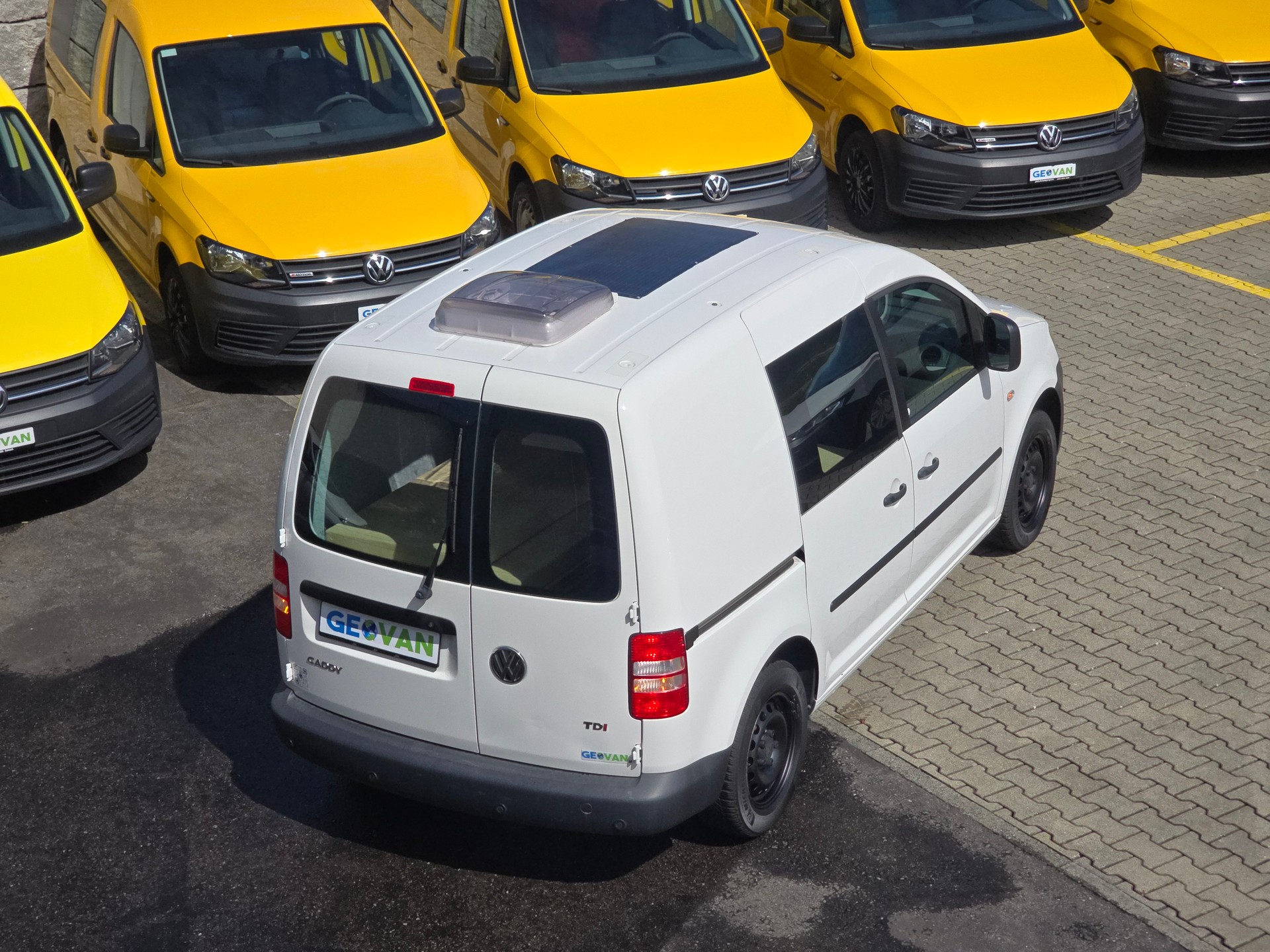 VW VW VW GEOVAN M - 1.6TDI 102PS - Automat - Klima-image-1