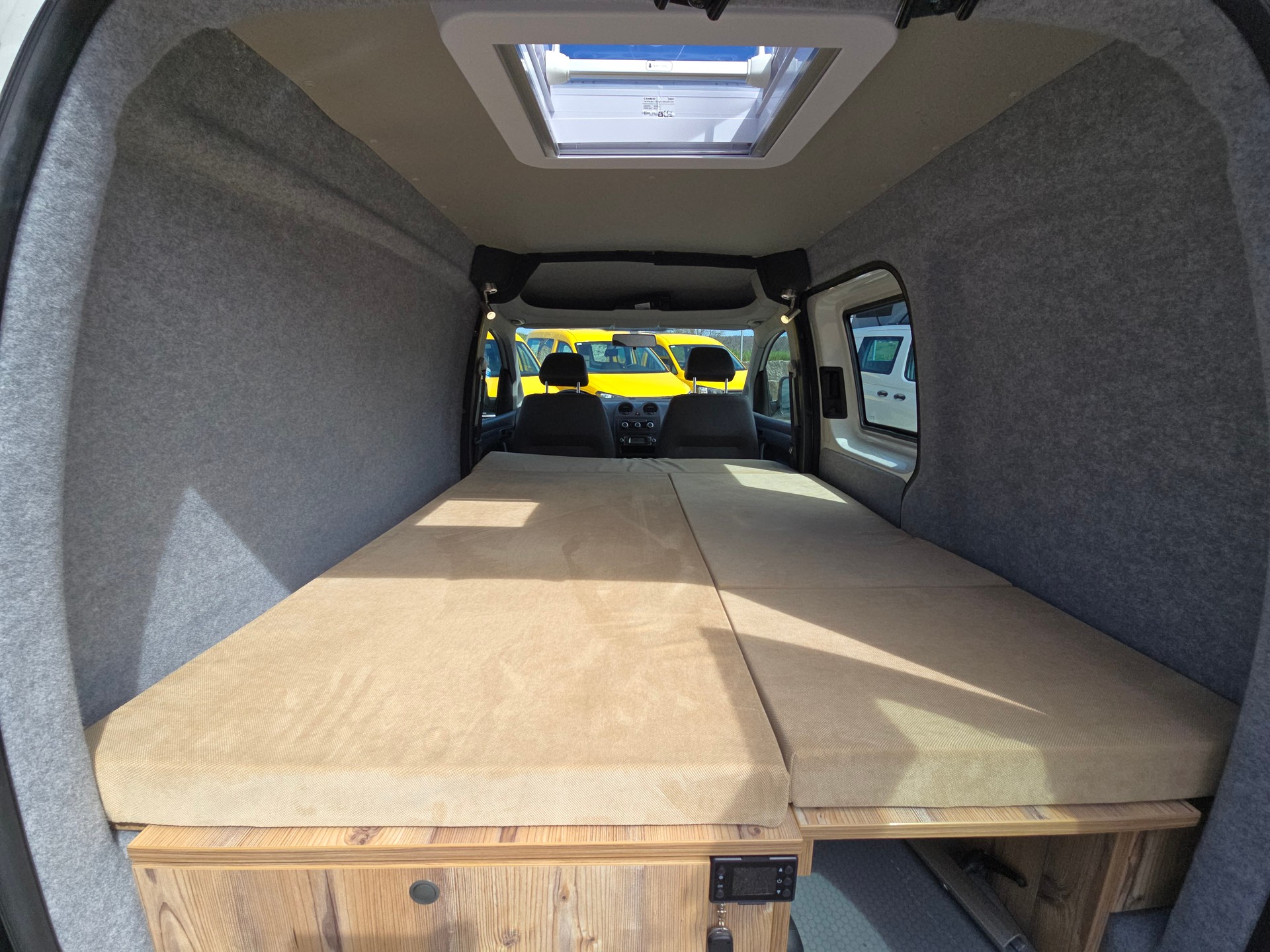 VW VW VW GEOVAN M - 1.6TDI 102PS - Automat - Klima-image-12