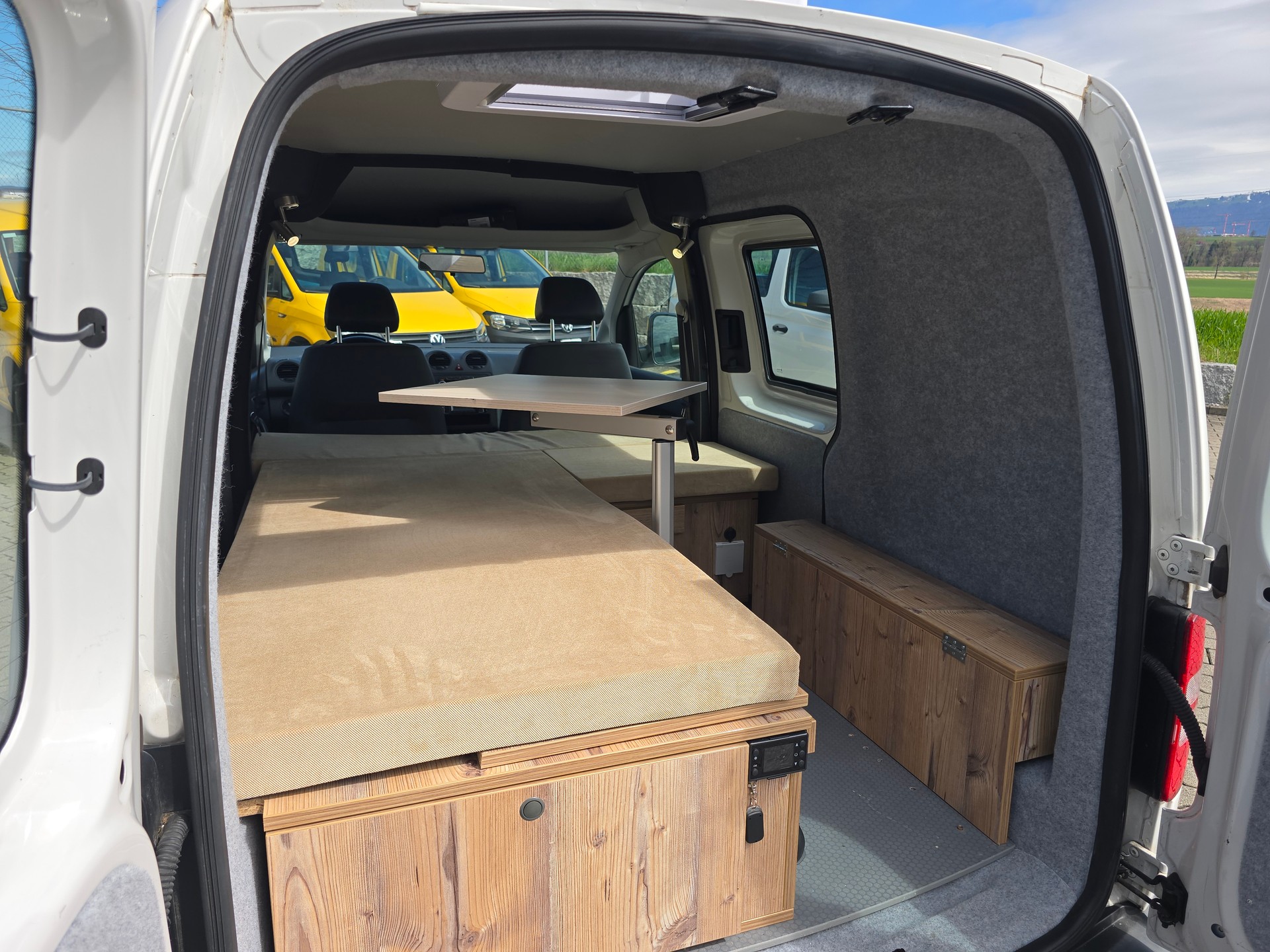 VW VW VW GEOVAN M - 1.6TDI 102PS - Automat - Klima-image-10