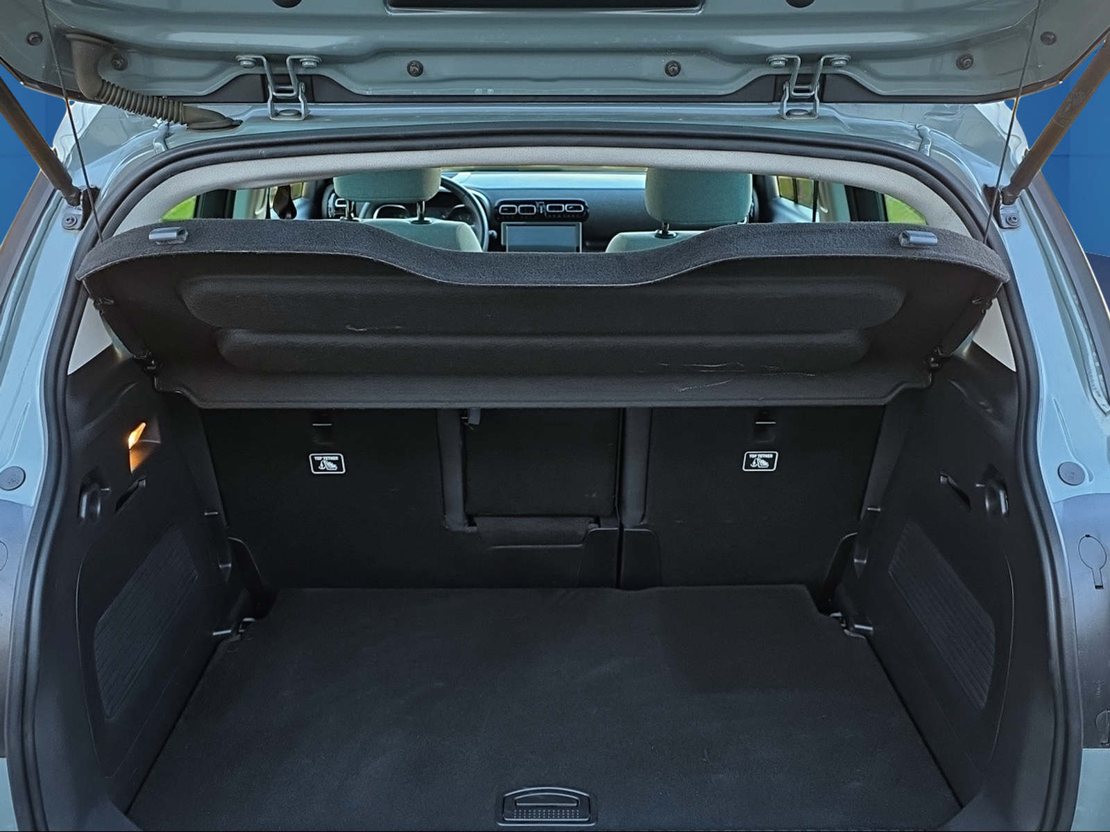 CITROEN C3 Aircross 1.2i PureTech Shine Pack EAT6-image-8