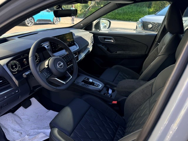 NISSAN Qashqai 1.5 VC-T Tekna+-image-7