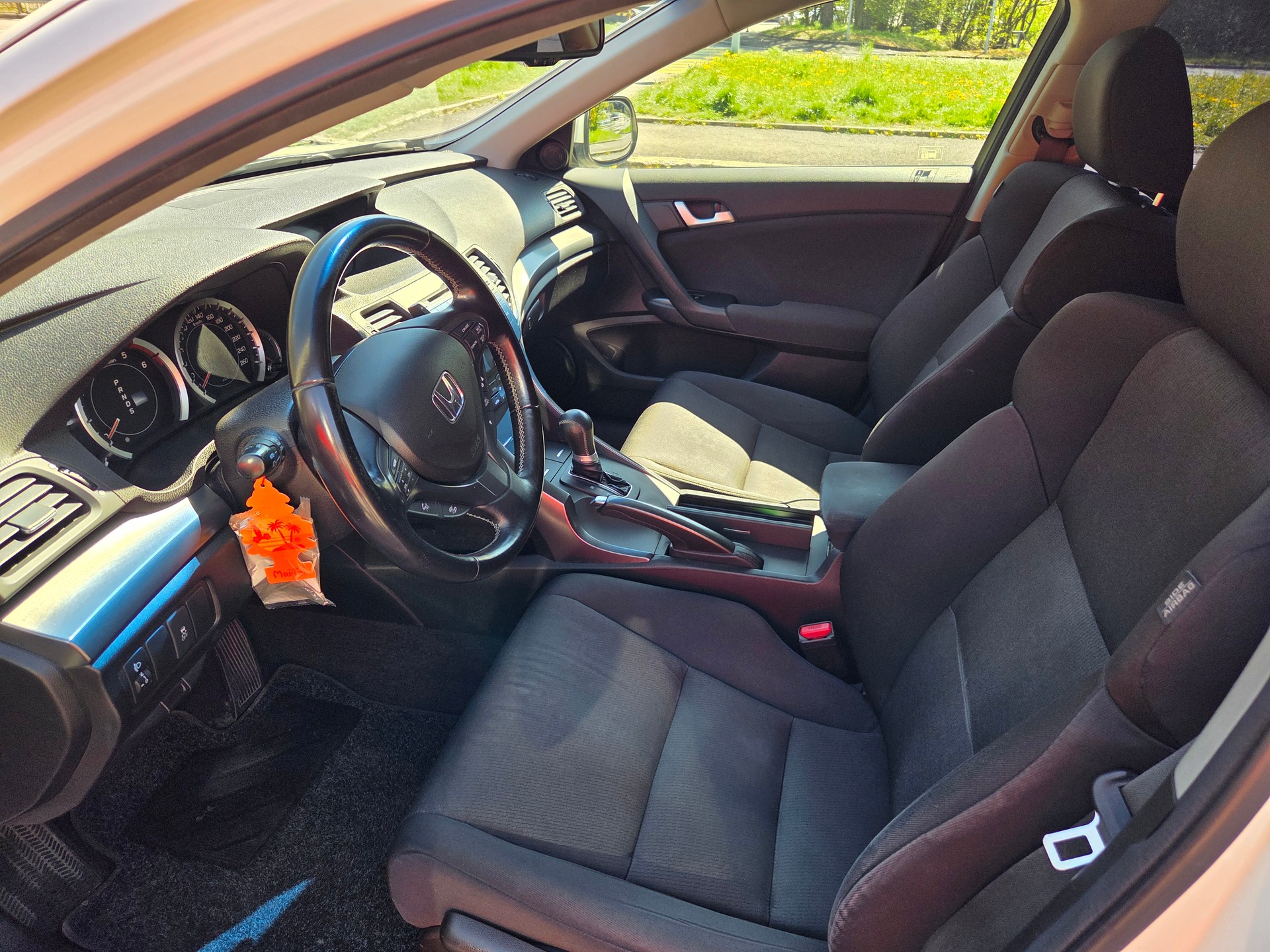 HONDA Accord Tourer 2.2 i-CTDi Elegance Automatic-image-7