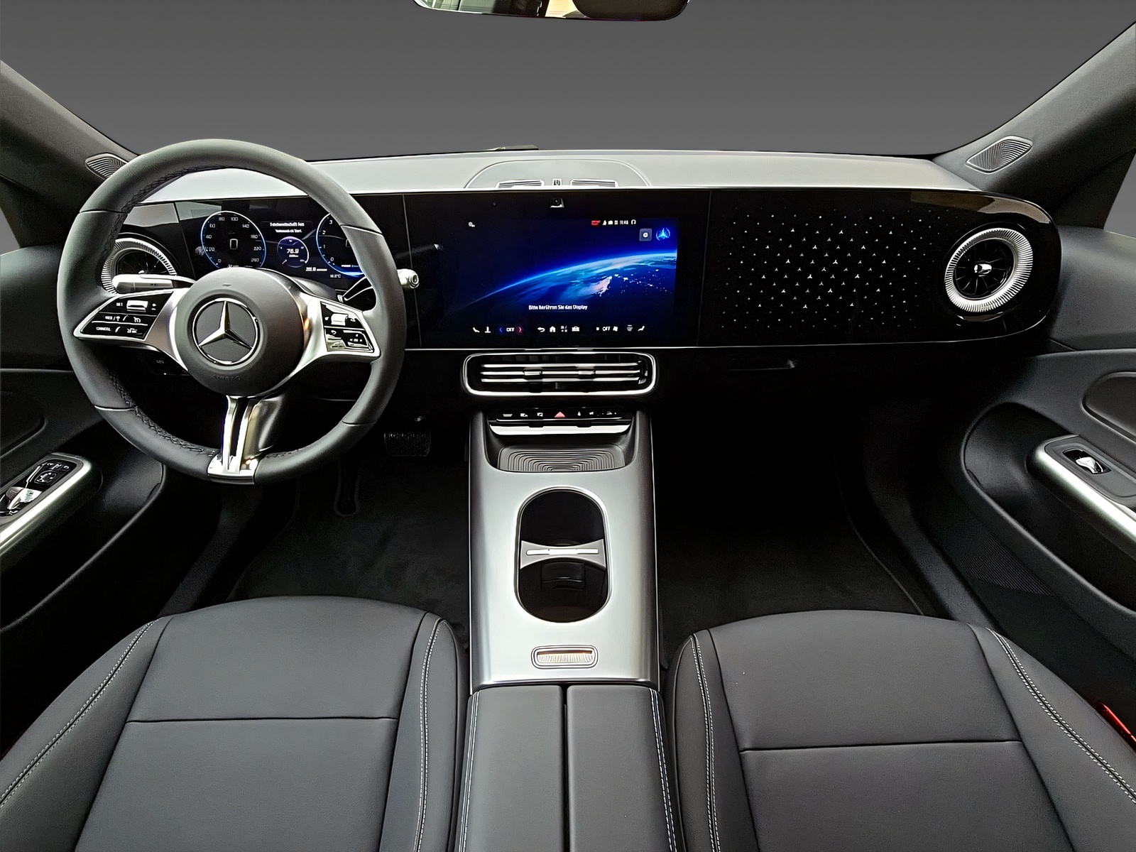 MERCEDES-BENZ CLA 220 4Matic-image-14
