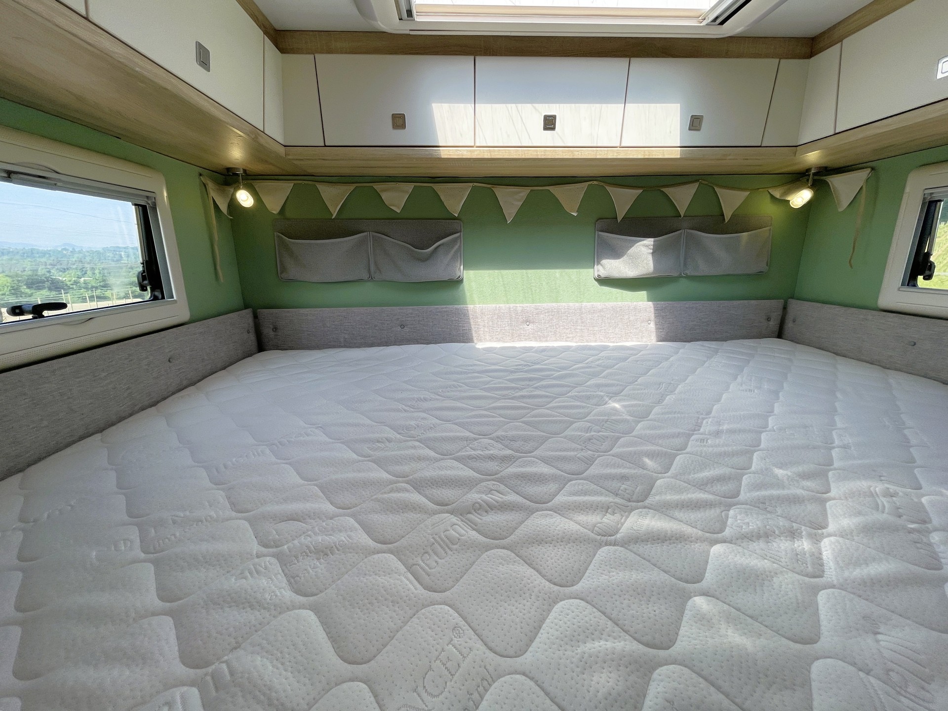 IVECO M-S Reisemobile 420G-image-16