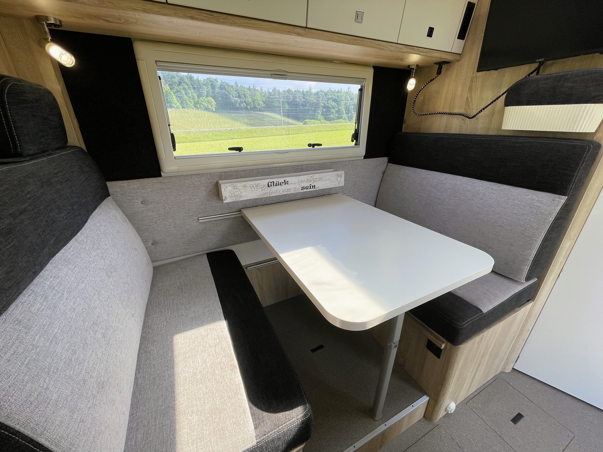 IVECO M-S Reisemobile 420G-image-18