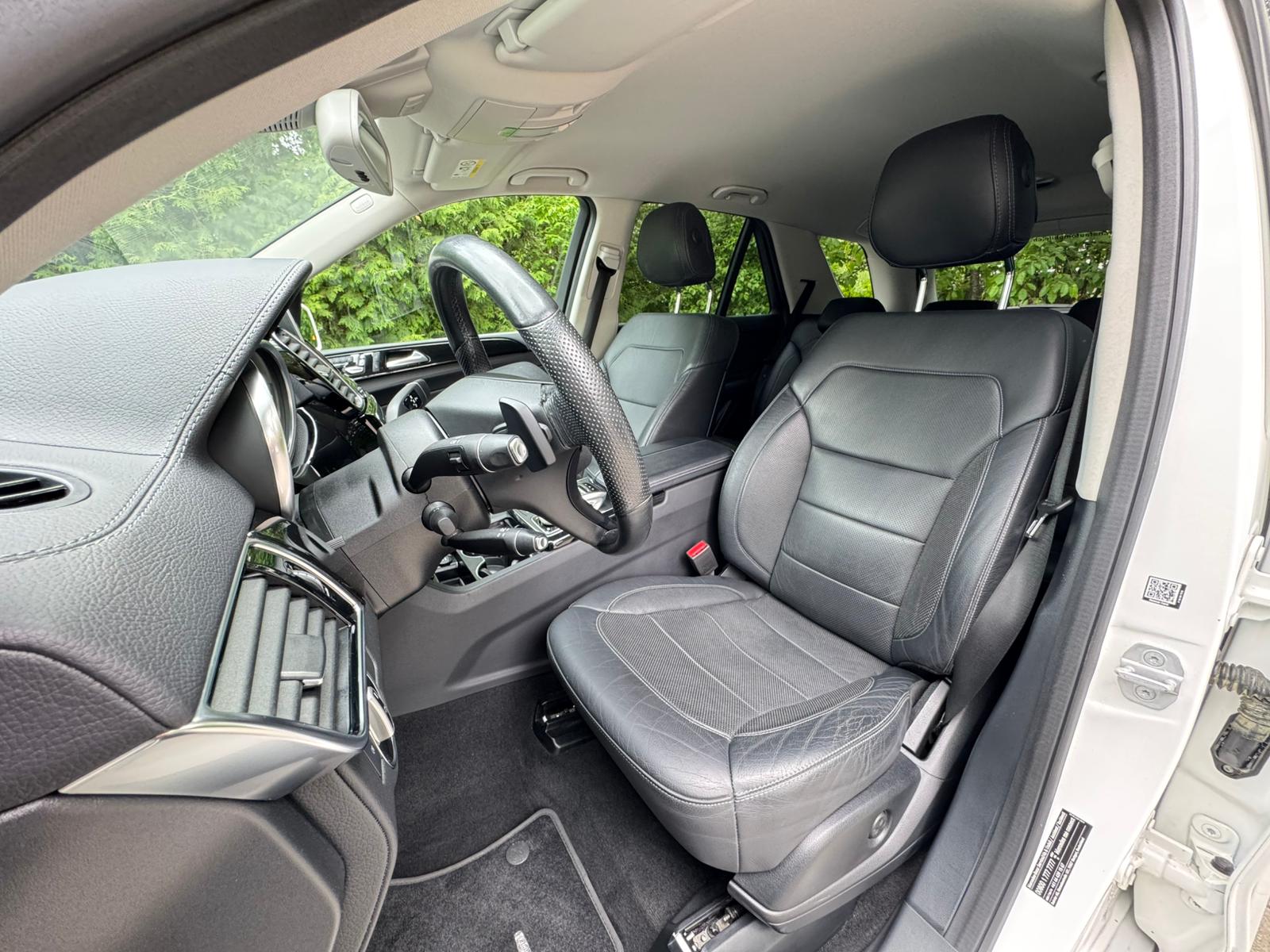 MERCEDES-BENZ GLE 250 d Executive 4Matic 9G-Tronic-image-11