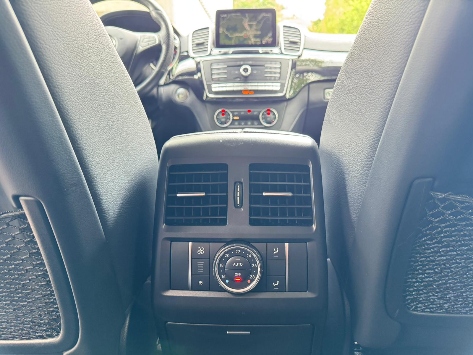 MERCEDES-BENZ GLE 250 d Executive 4Matic 9G-Tronic-image-18