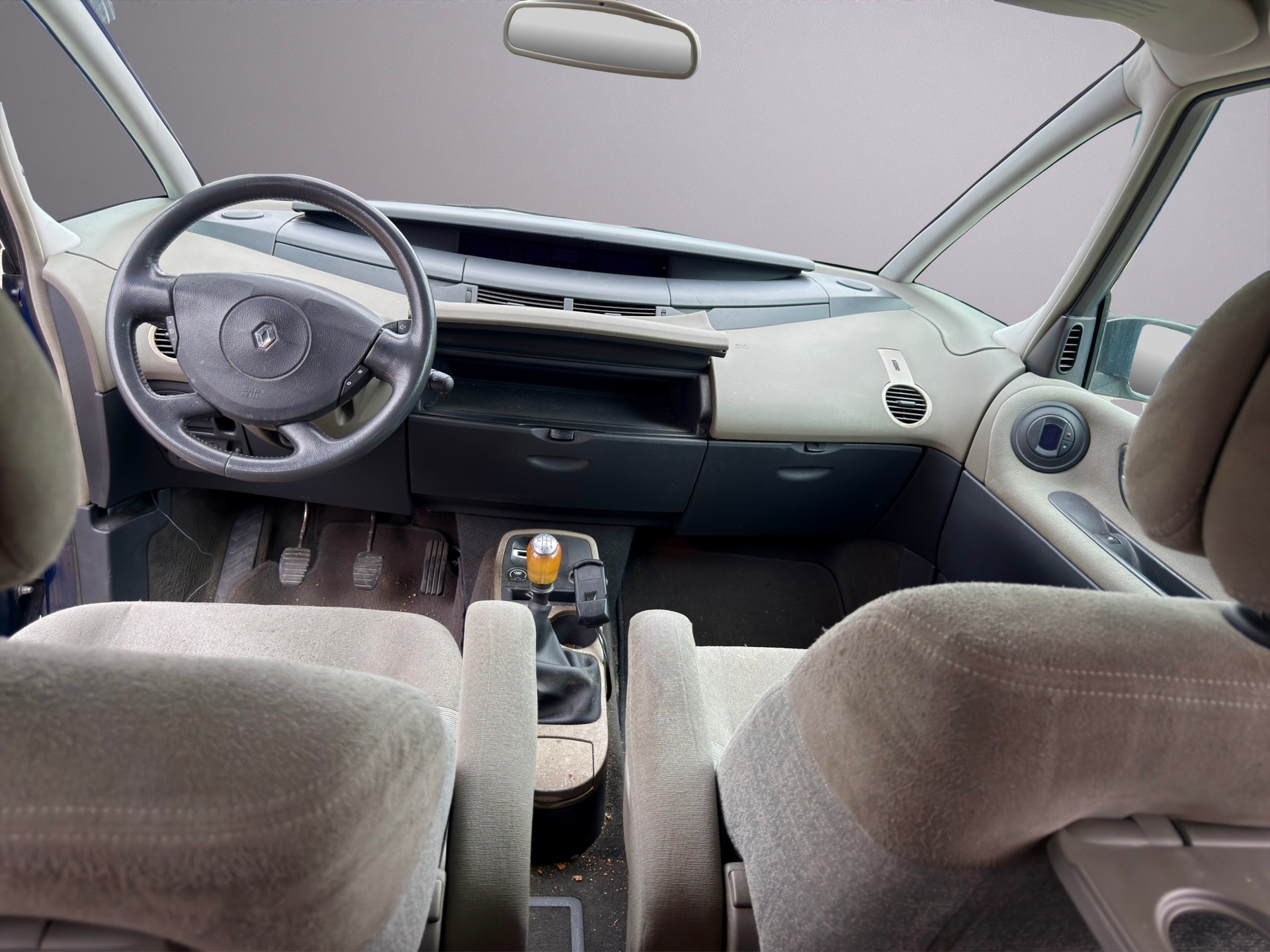 RENAULT Grand Espace 2.2 dCi Privilège 7 Plätze-image-13