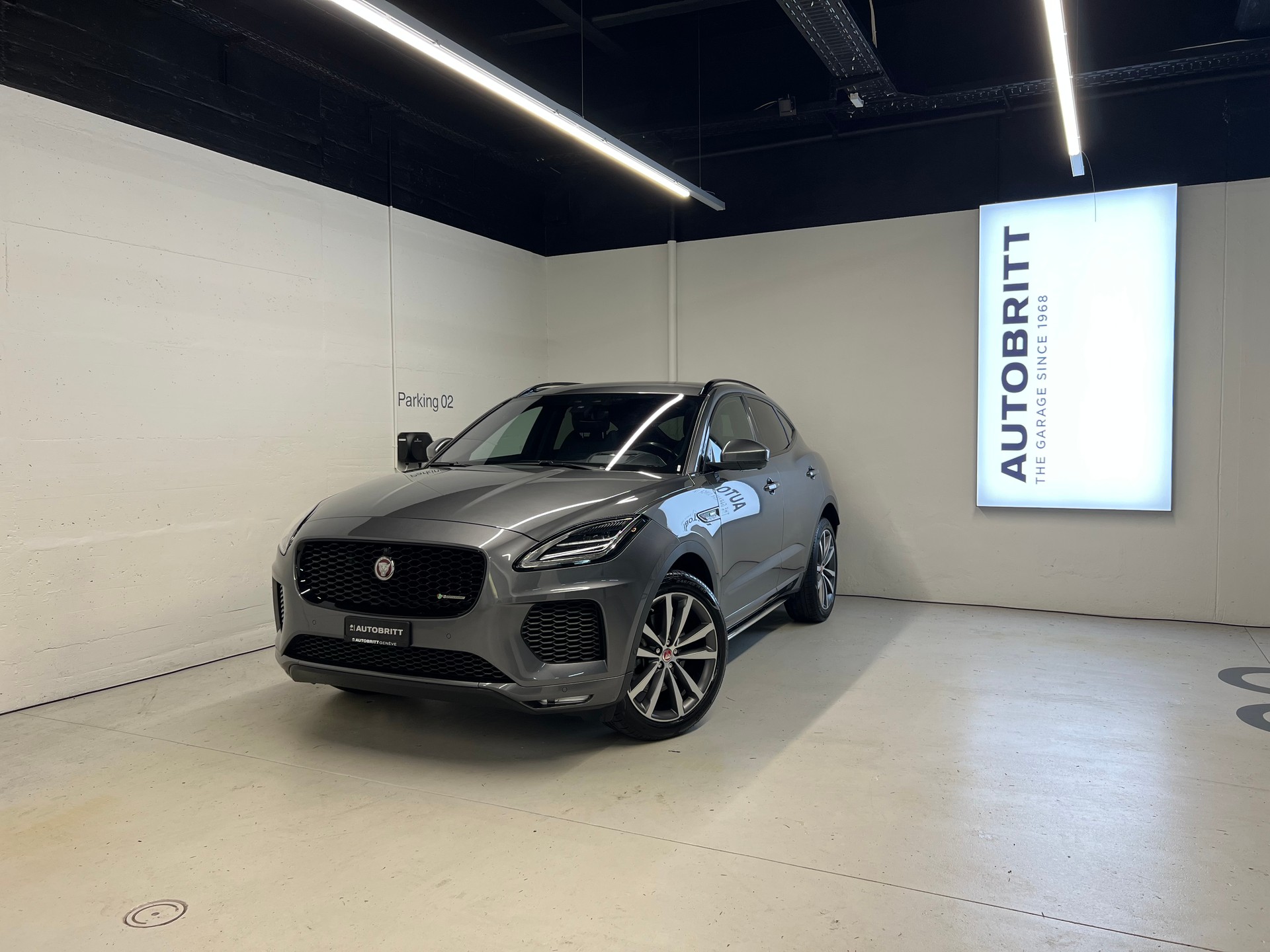 JAGUAR E-Pace 2.0 T 250 R-Dynamic HSE AWD