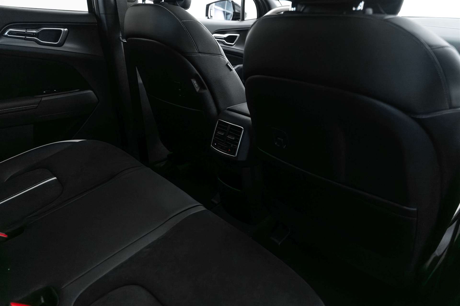 KIA Sportage 1.6T-GDi HEV GT-Line 239PS 4x4 Automat NEUES MODELL-image-13