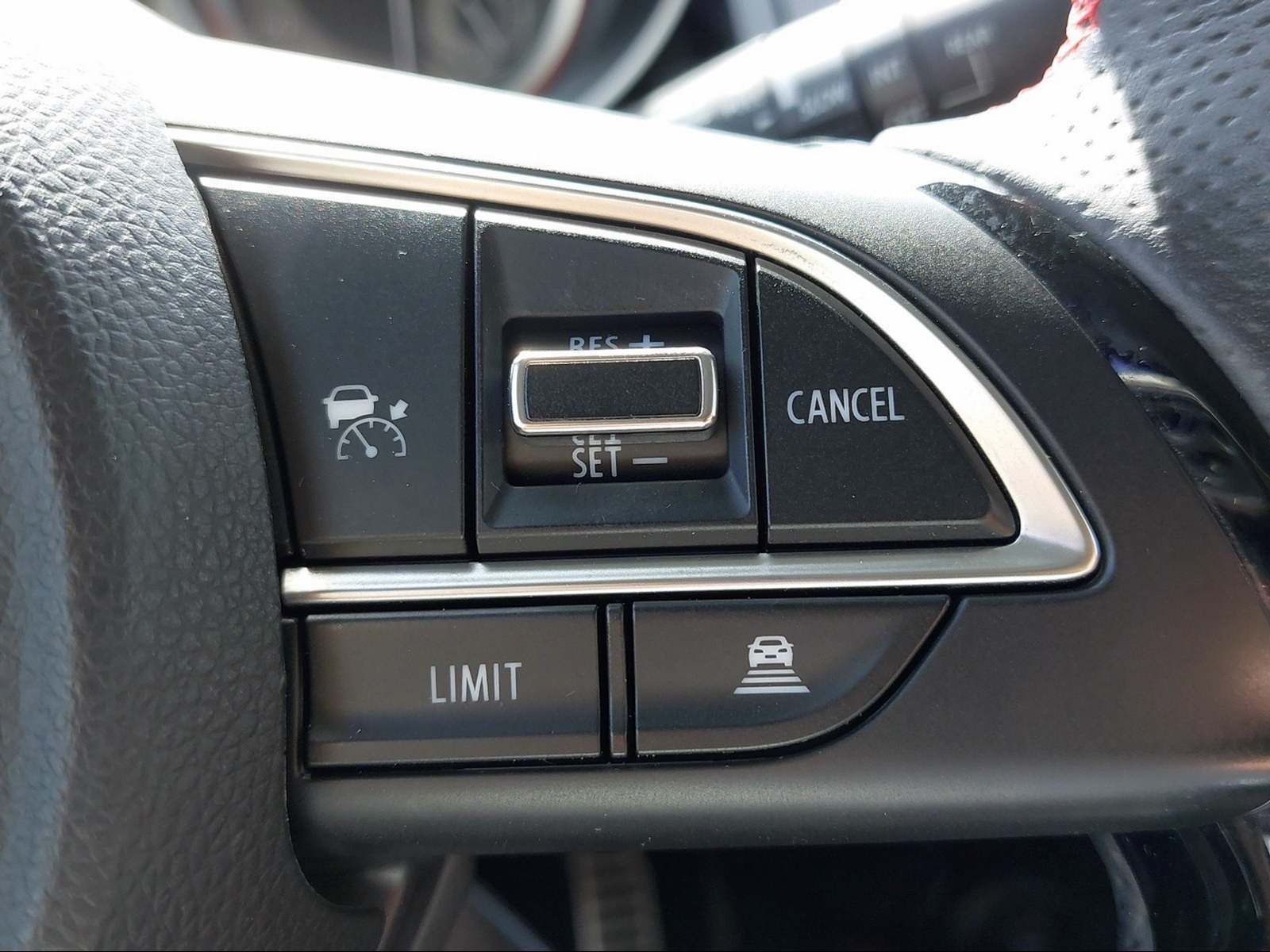 SUZUKI Swift 1.4 T Sport Compact Top Hybrid-image-12