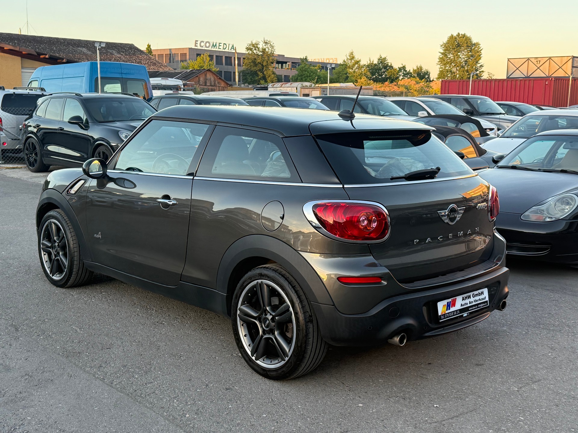 MINI Paceman Cooper S ALL4 Steptronic / Frisch ab MFK / 1 Jahr Garantie / harman/kardon / Navi / Leder / Xenon-image-5