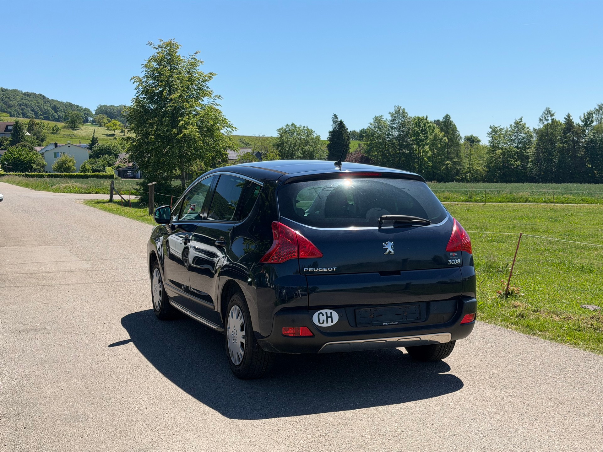PEUGEOT 3008 1.6 16V T Sport Pack-image-4