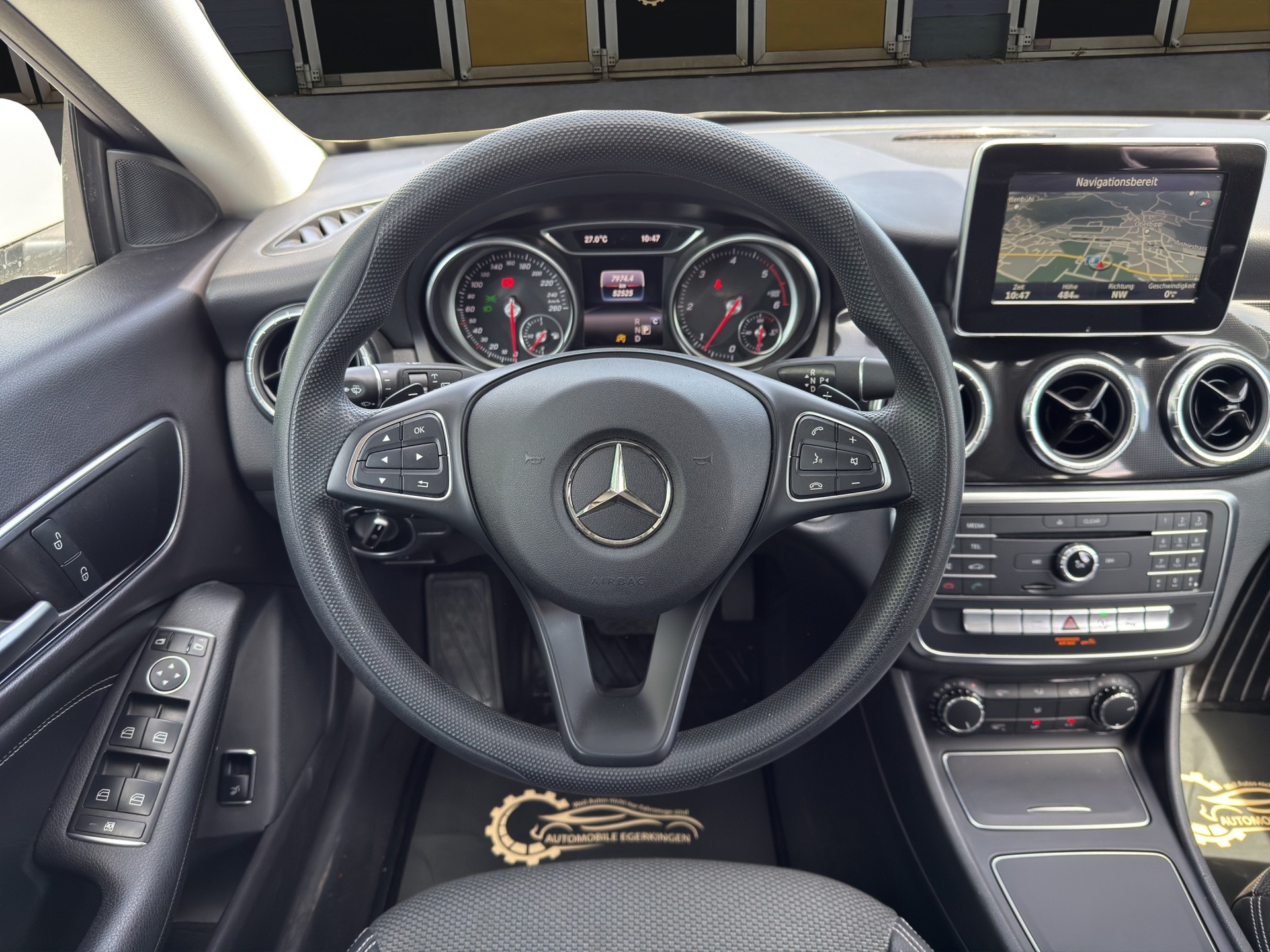MERCEDES-BENZ CLA Shooting Br 200 d Swiss Star Edition 4M-image-11