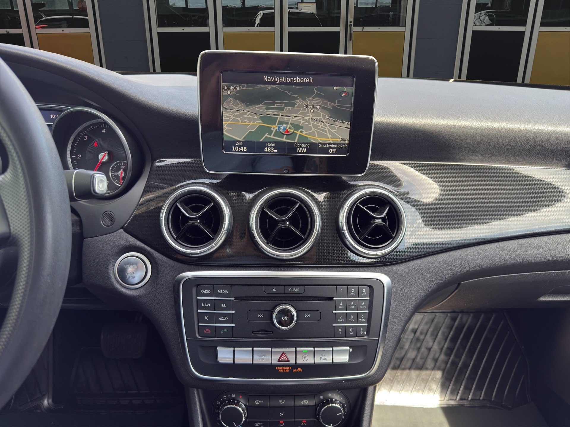 MERCEDES-BENZ CLA Shooting Br 200 d Swiss Star Edition 4M-image-14