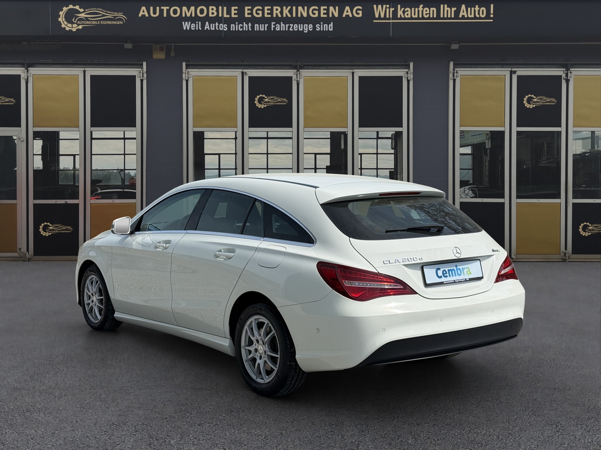 MERCEDES-BENZ CLA Shooting Br 200 d Swiss Star Edition 4M-image-6