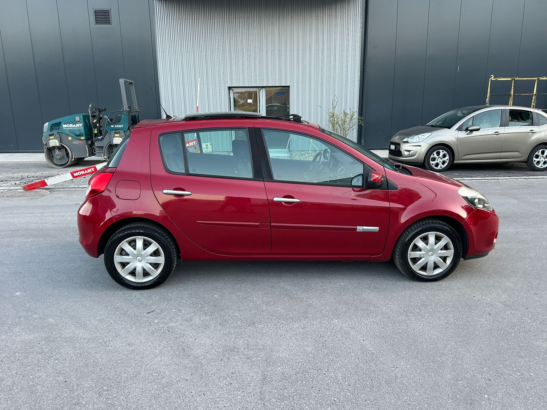 RENAULT Clio 1.2 16V Turbo Rip Curl-image-6