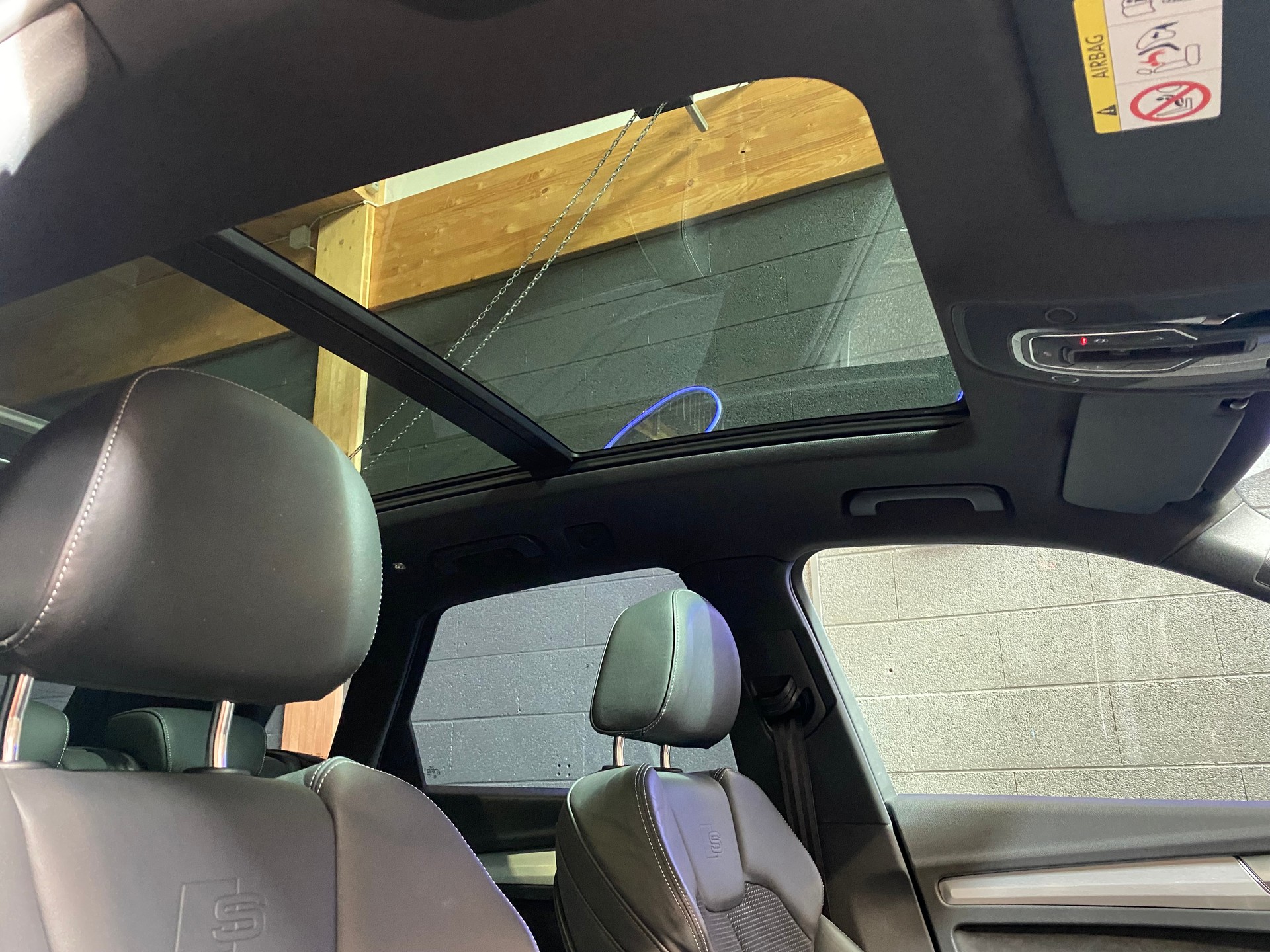 AUDI Q5 3.0 TDI sport quattro tiptronic-image-25