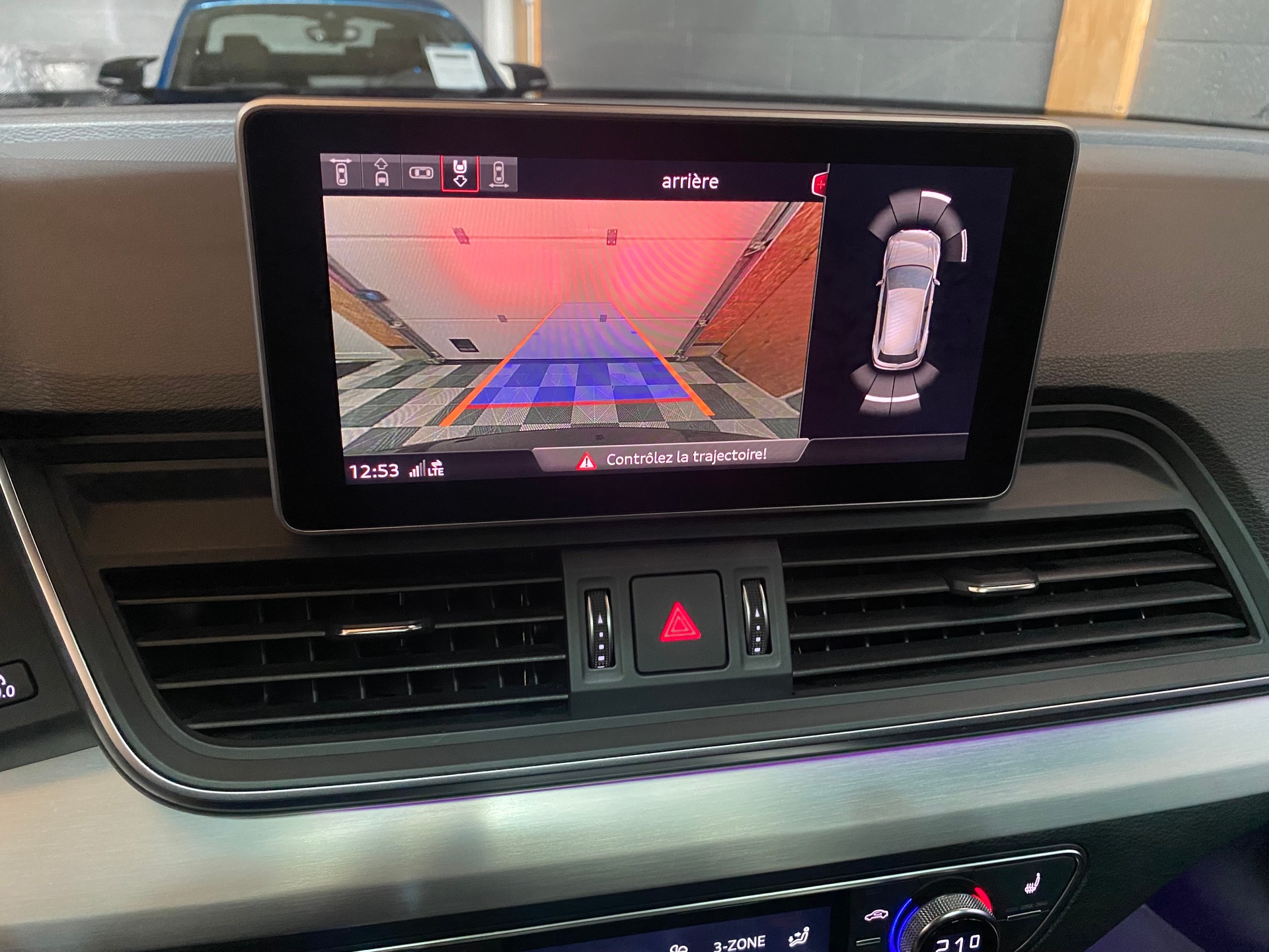 AUDI Q5 3.0 TDI sport quattro tiptronic-image-22