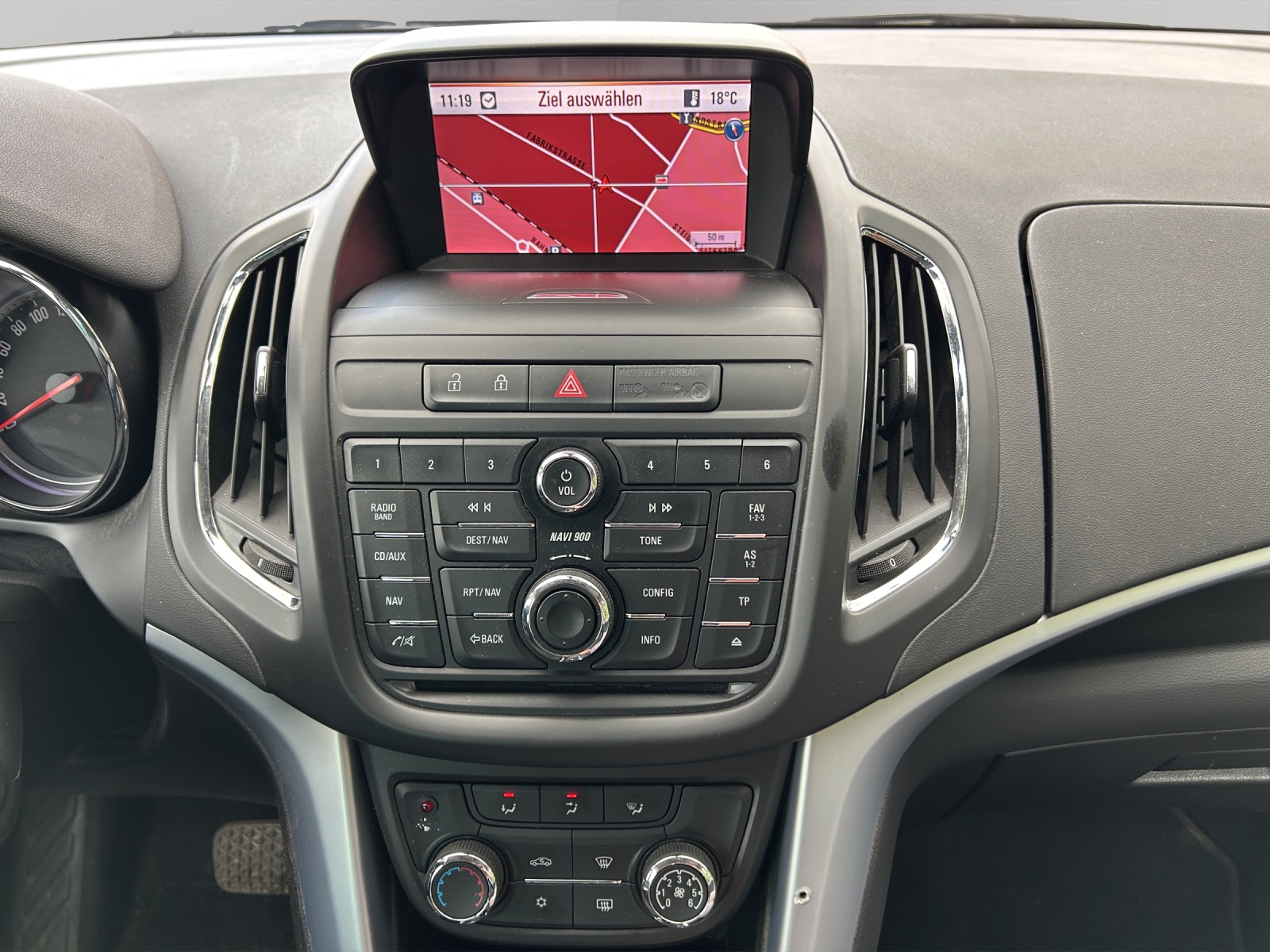 OPEL Zafira Tourer 2.0 CDTi Cosmo Automatic-image-11