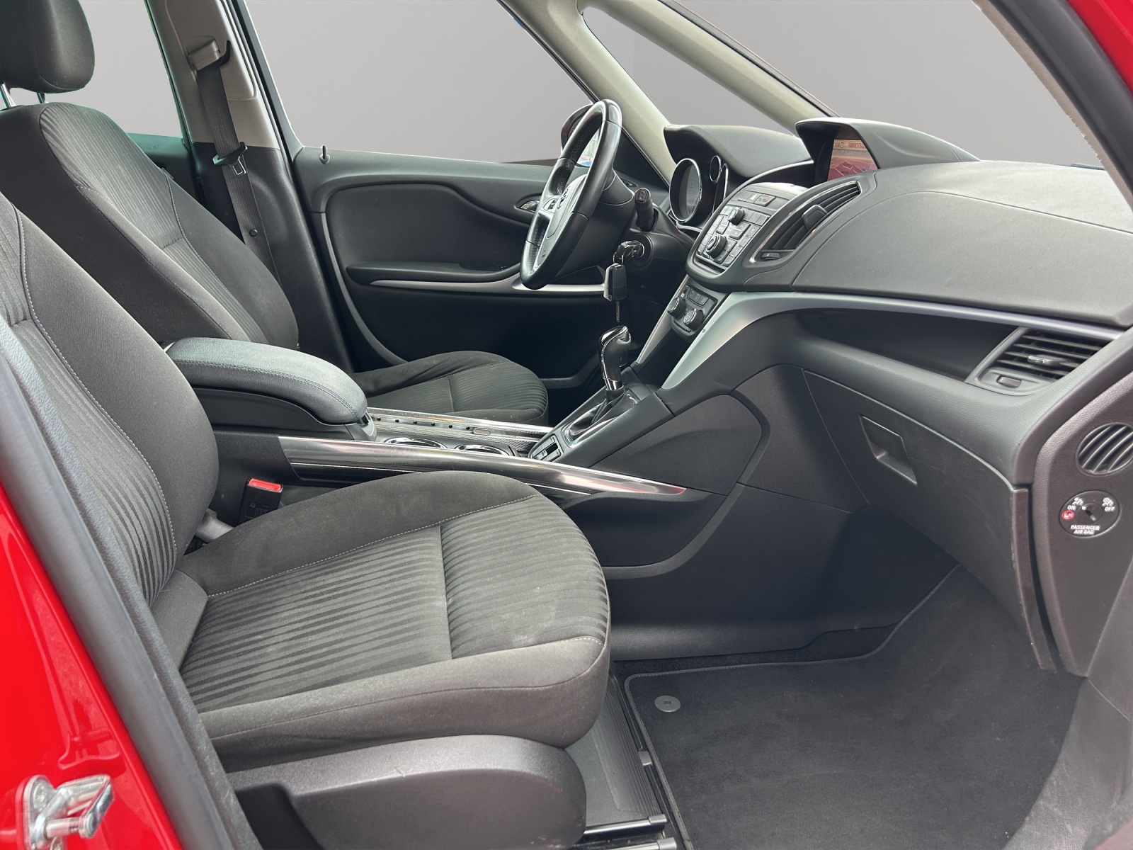 OPEL Zafira Tourer 2.0 CDTi Cosmo Automatic-image-8