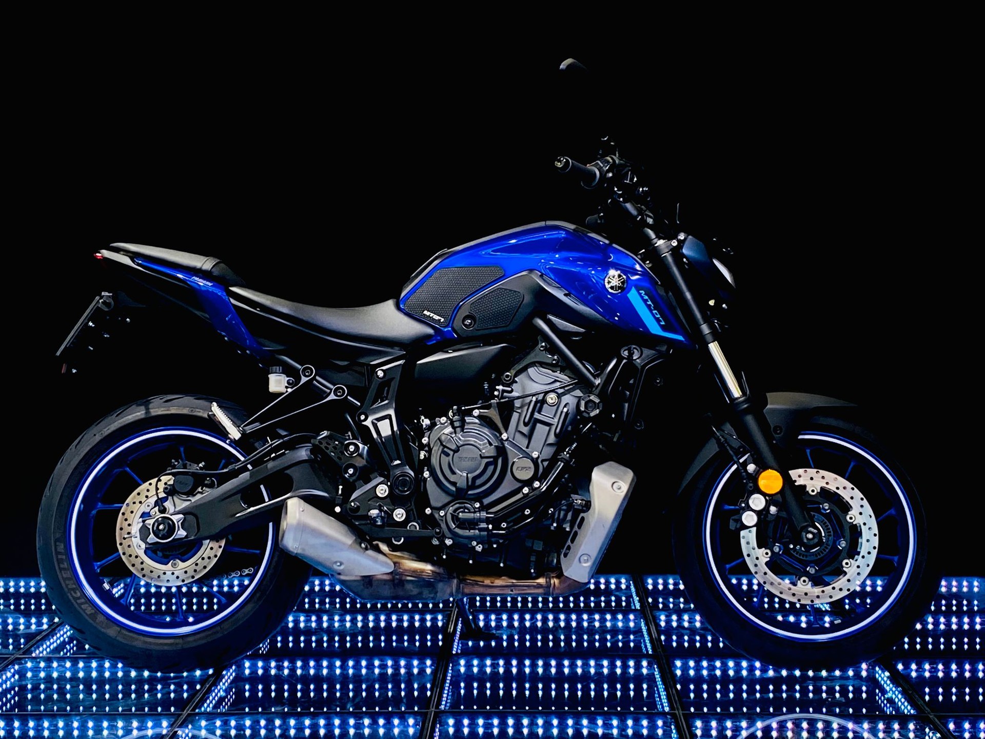 YAMAHA MT-07 (35KW)-image-2