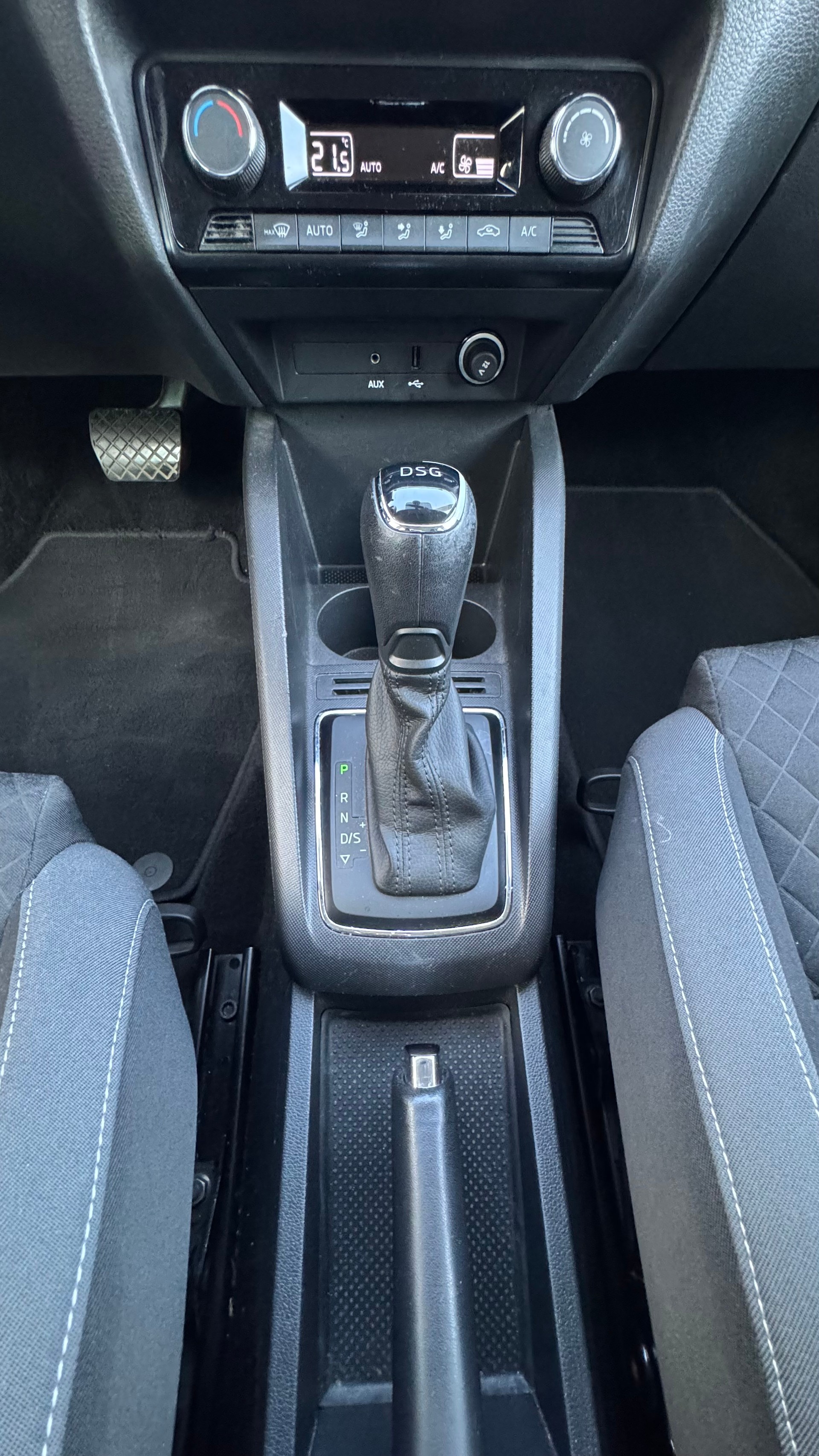 SKODA Fabia 1.2 TSI Style DSG-image-22