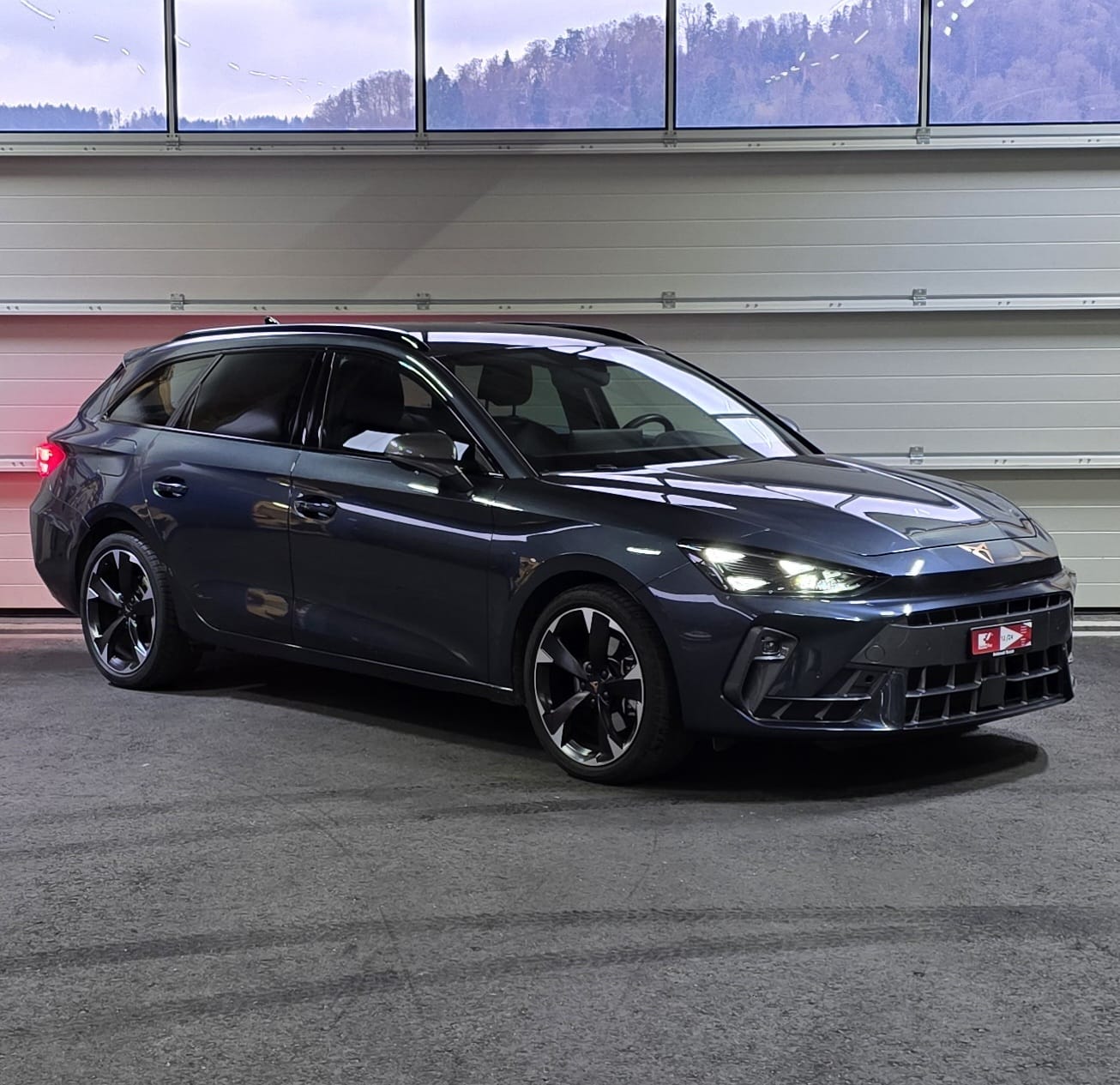 CUPRA LEON ST 2.0 TDI DSG *LaneAssist/ACC*Lenkradheizung*Ambientebeleuchtung*-image-6