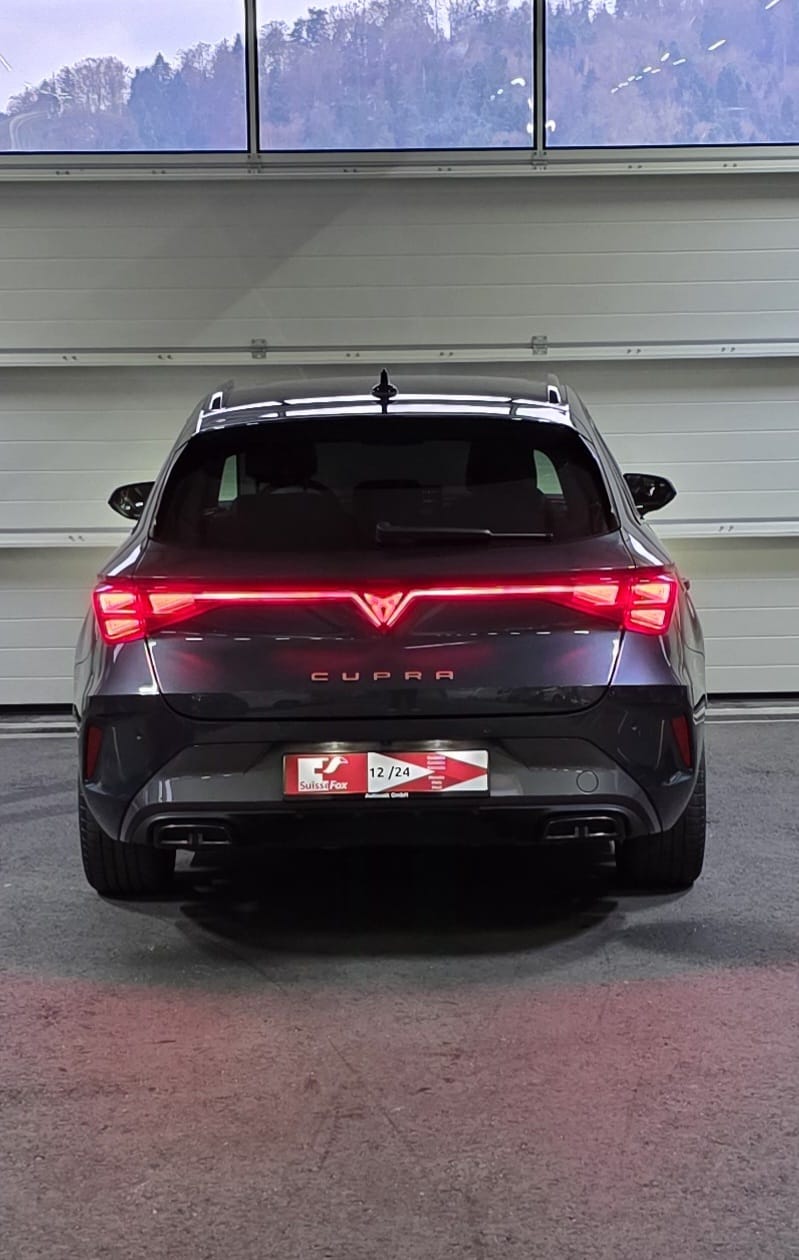 CUPRA LEON ST 2.0 TDI DSG *LaneAssist/ACC*Lenkradheizung*Ambientebeleuchtung*-showroom-element-3