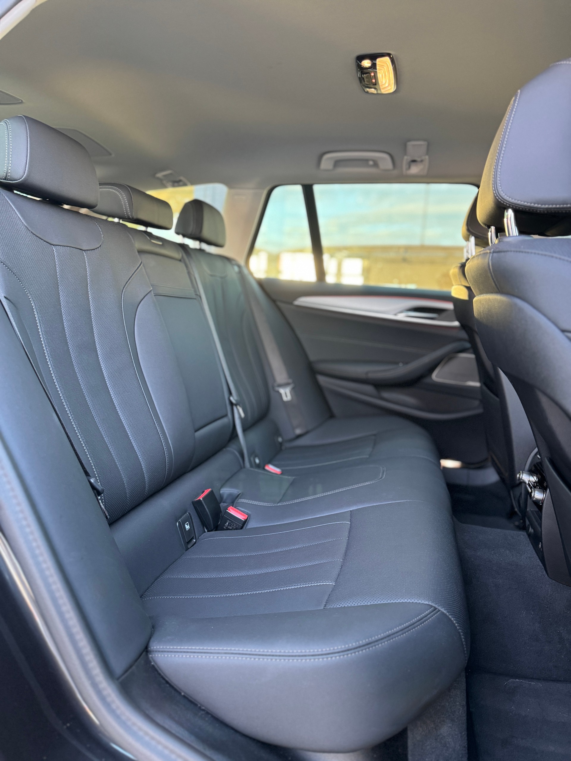 BMW 520d 48V Touring Steptronic / inkl. BMW Premium Selection Garantie-image-10