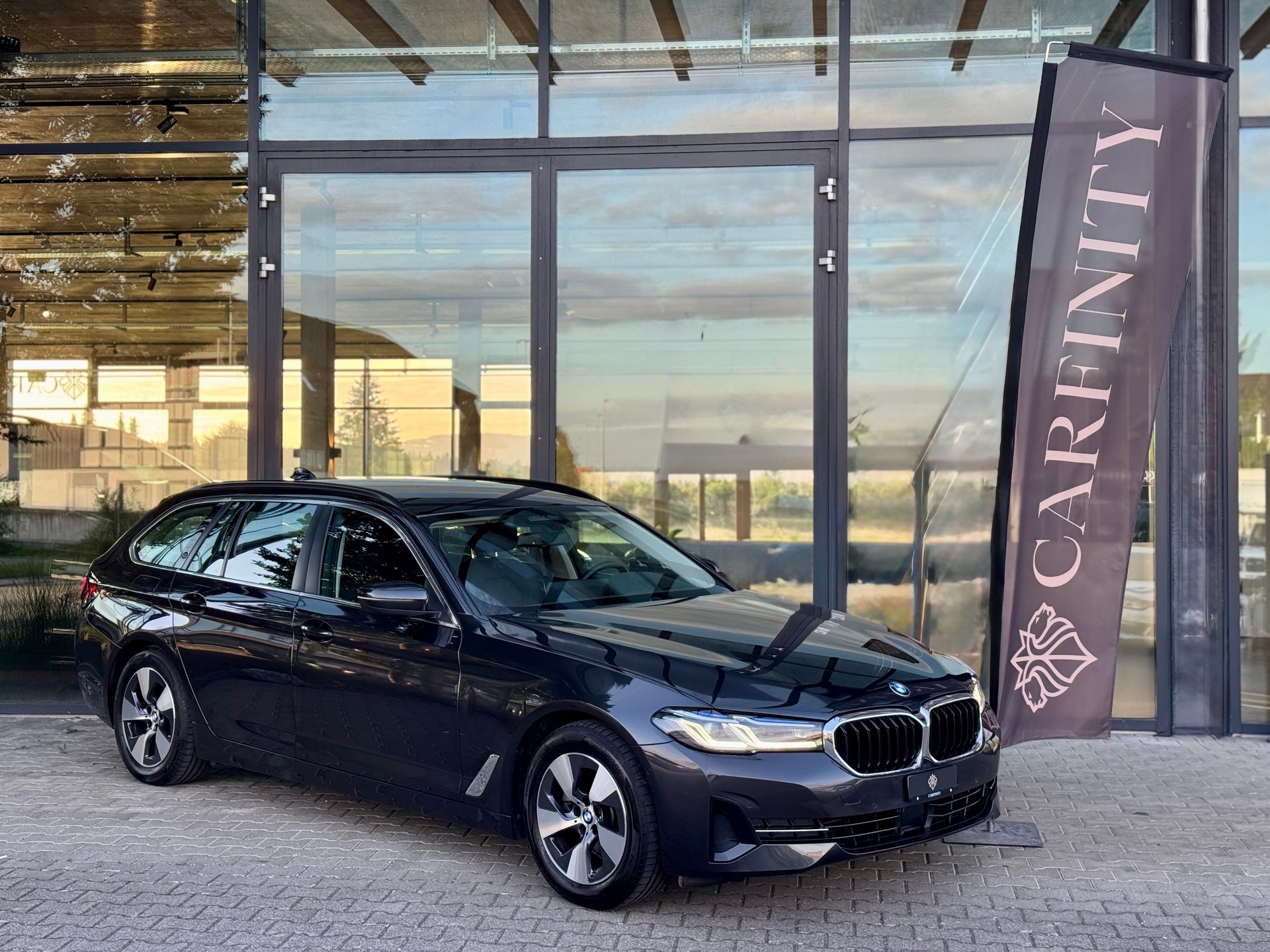 BMW 520d 48V Touring Steptronic / inkl. BMW Premium Selection Garantie