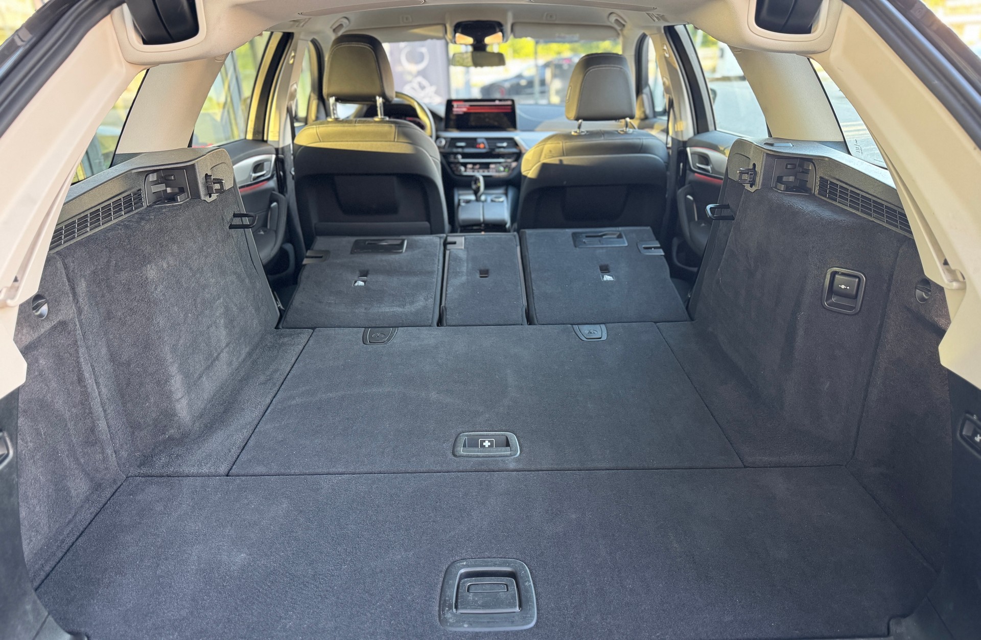 BMW 520d 48V Touring Steptronic / inkl. BMW Premium Selection Garantie-image-12