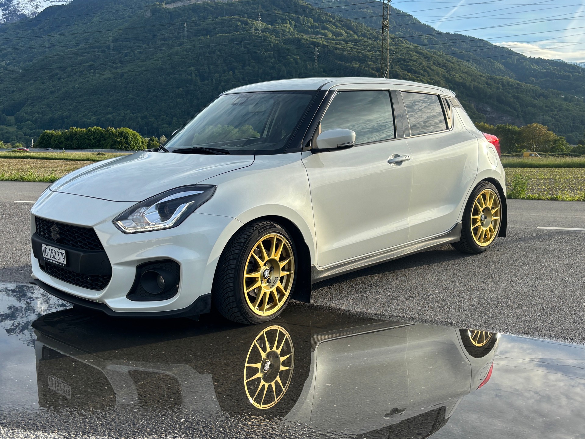 SUZUKI Swift Sport 1.4i 16V Compact Top Hybrid-image-1