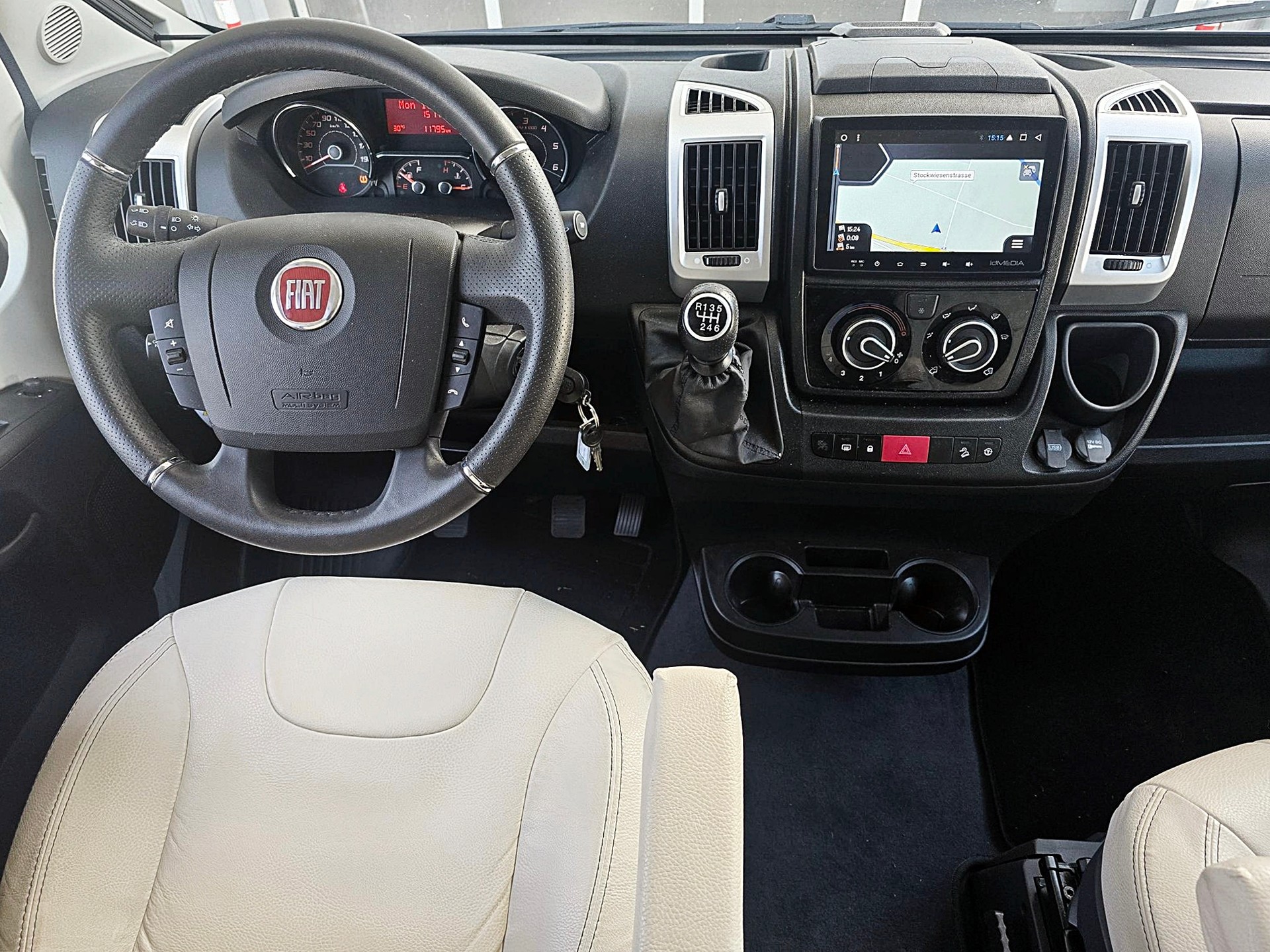 PILOTE V 630 J 2,3 DIESEL HUBDACH FIAT DUCATO MJ 140-image-13