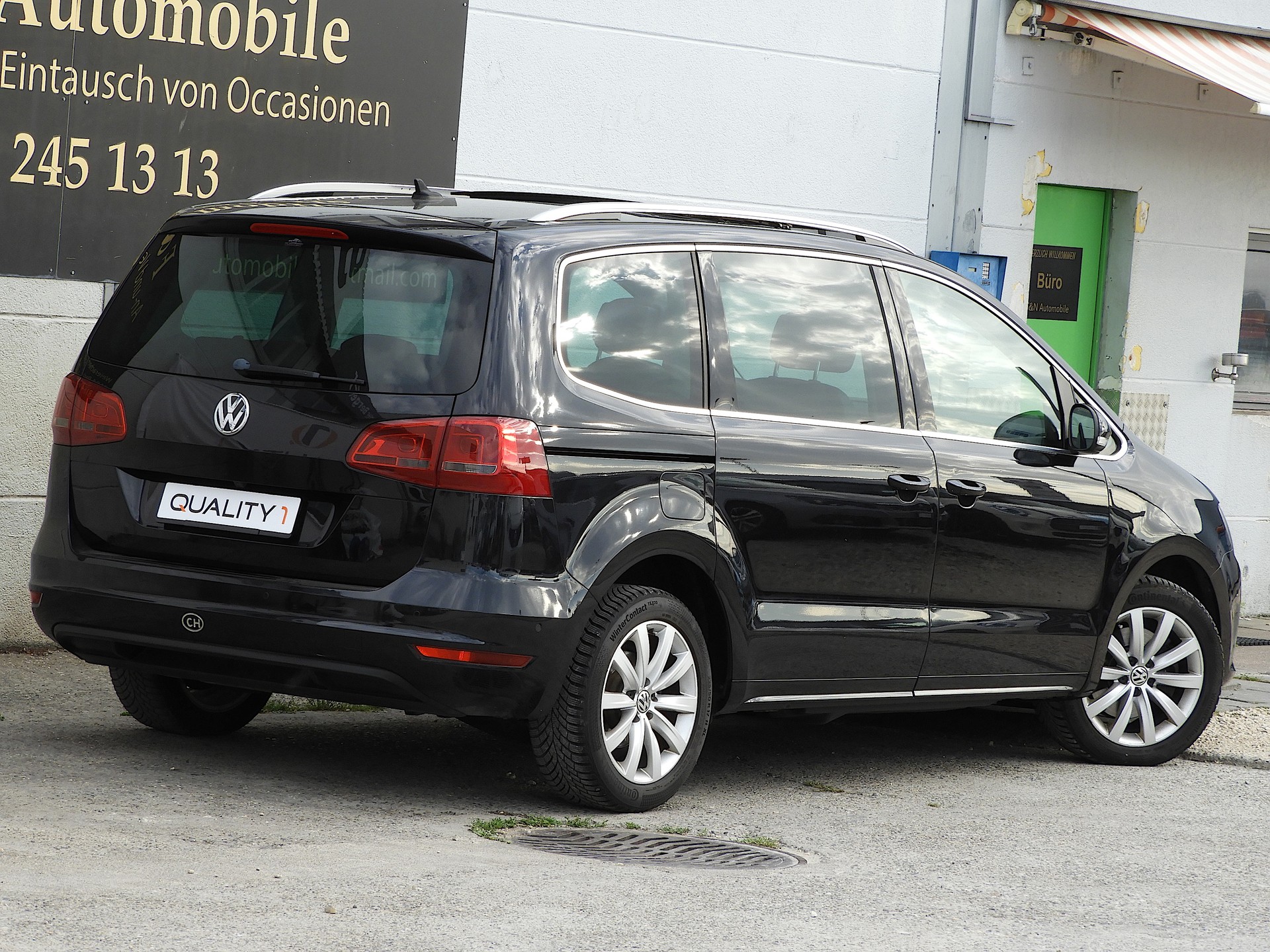 VW Sharan 2.0 TDI BlueMotion Highline DSG I 7 Sitze I El. Schiebetüren I RF Kamera I Leder I Panorama I Garantie inkl.-image-5