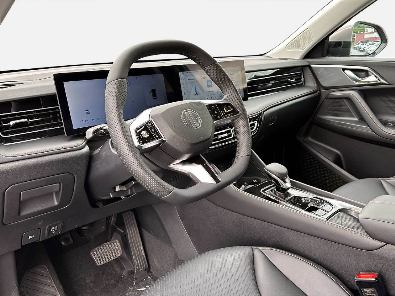 MG HS 1.5 Hybrid Luxury-image-8