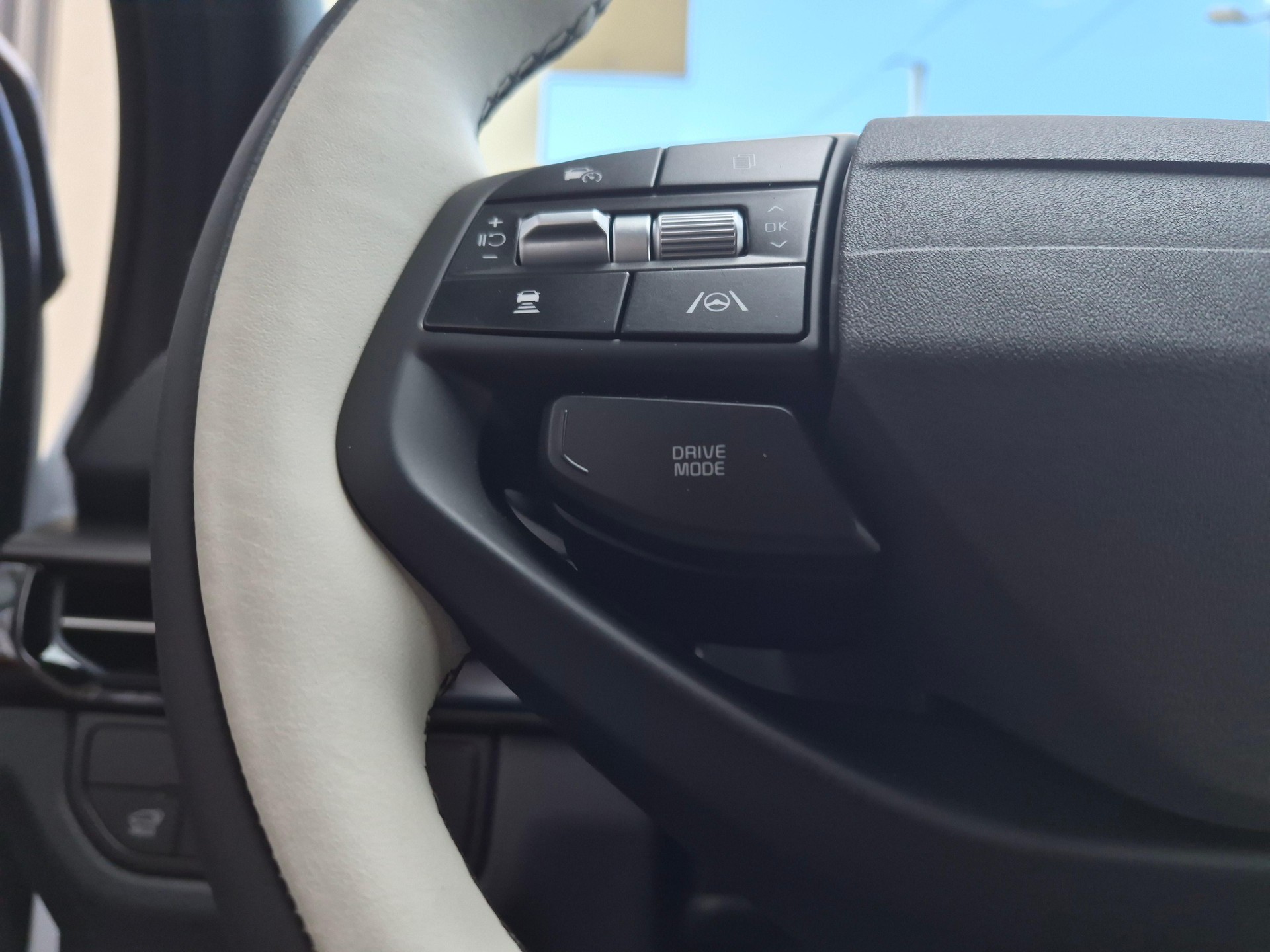 KIA Sportage 1.6 T-GDi PHEV GT-Line-image-13