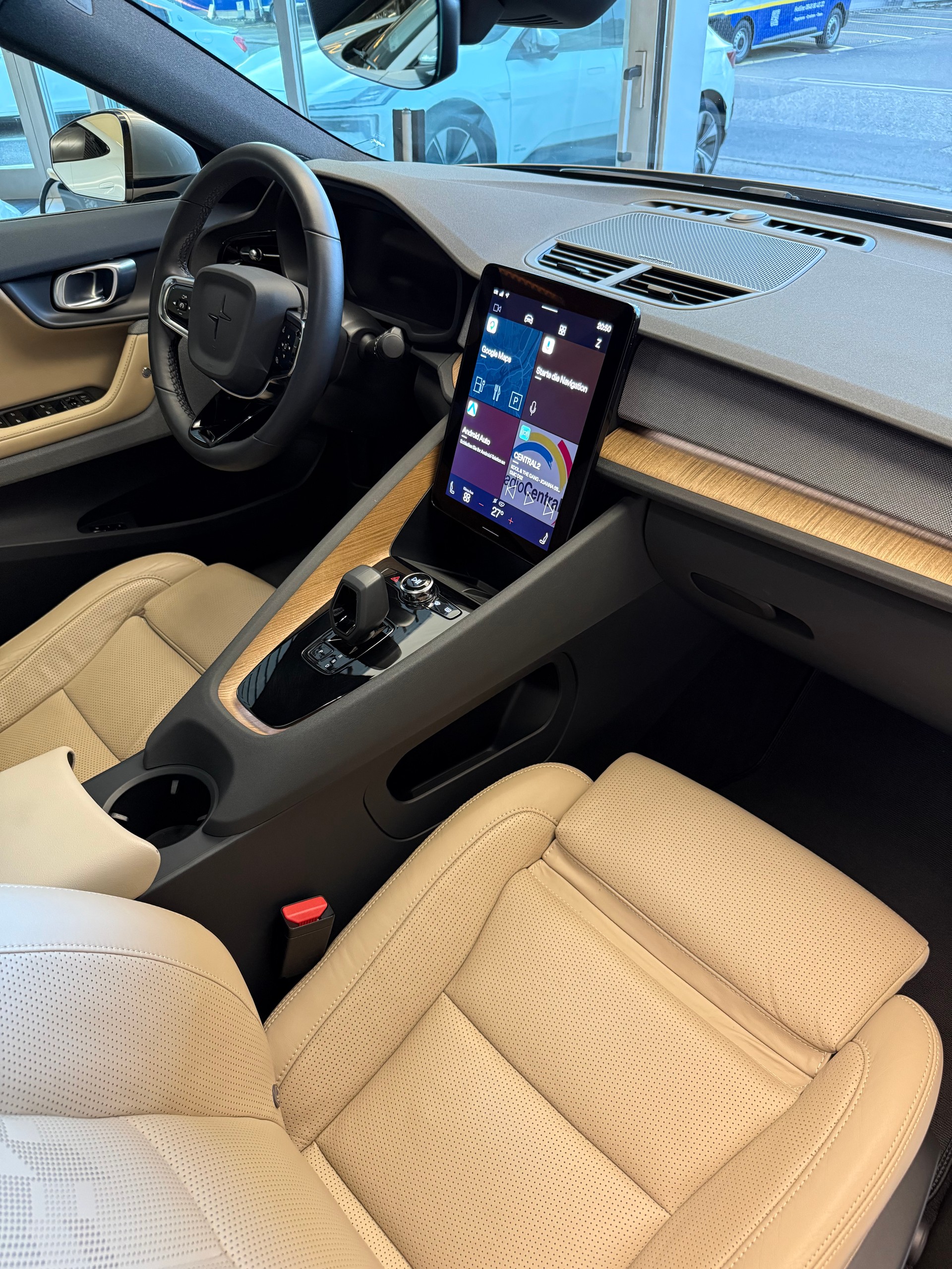 POLESTAR Polestar 2 Standard Range Single 69kWh MY23-image-13
