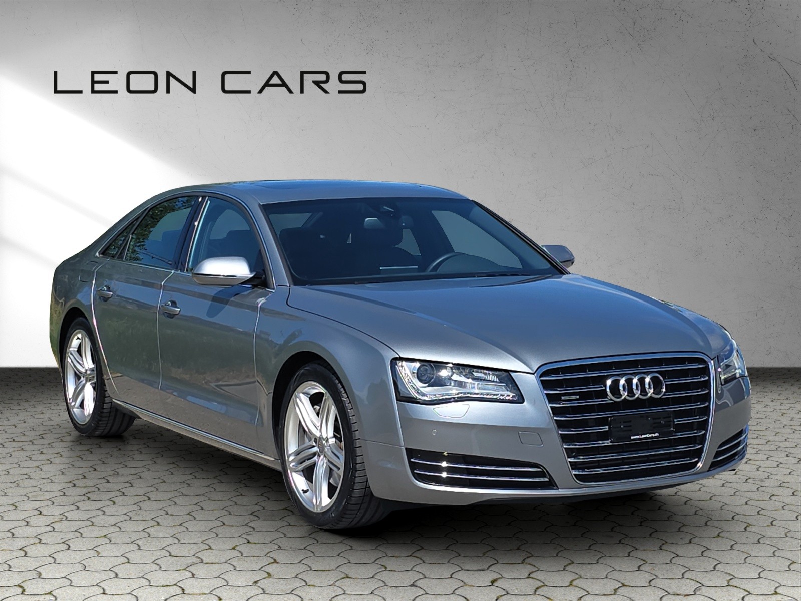 AUDI A8 3.0 TDI quattro tiptronic mit Luftfederung-showroom-element-2